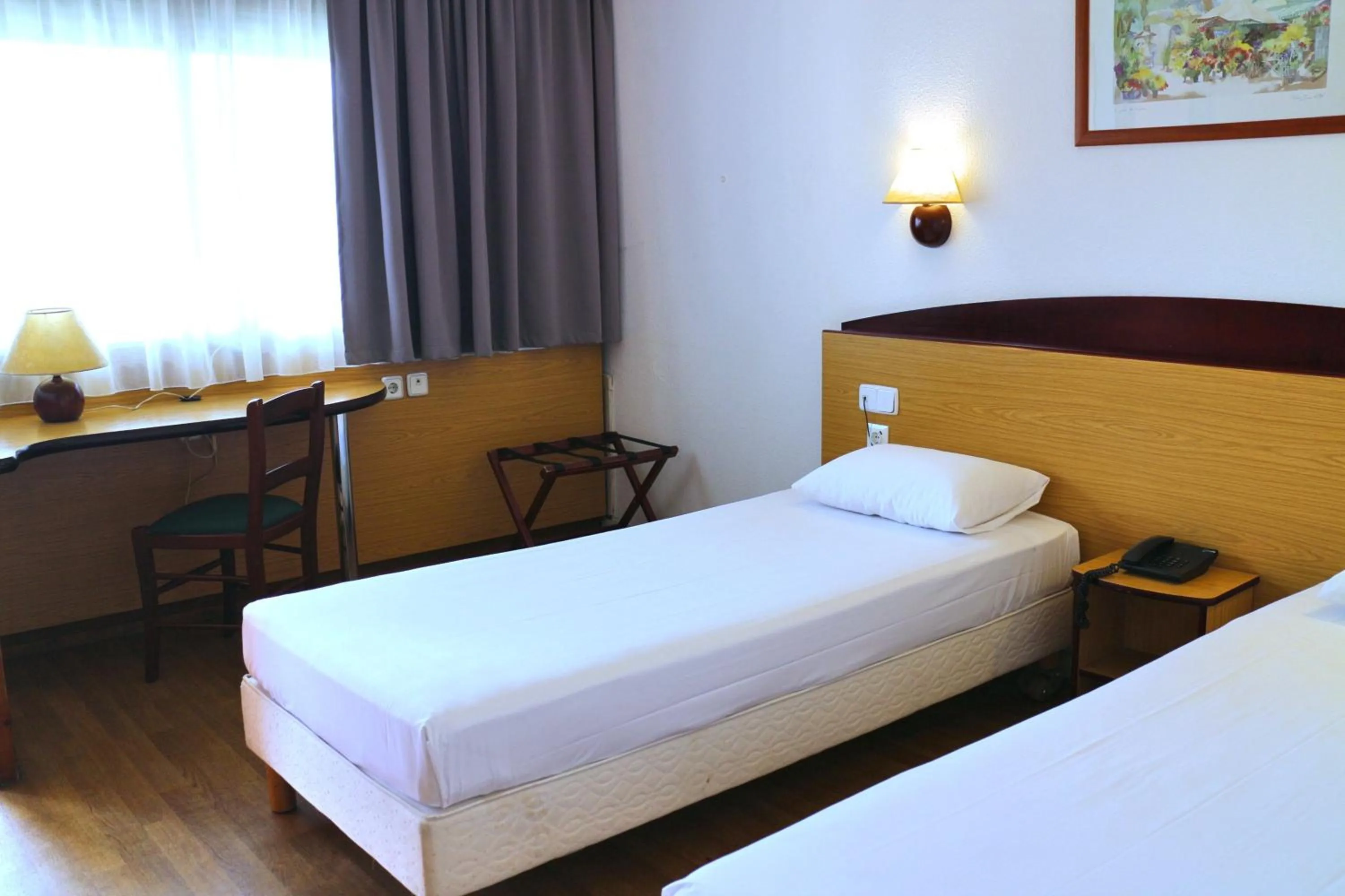 Bedroom, Bed in Travelodge Barcelona del Vallés