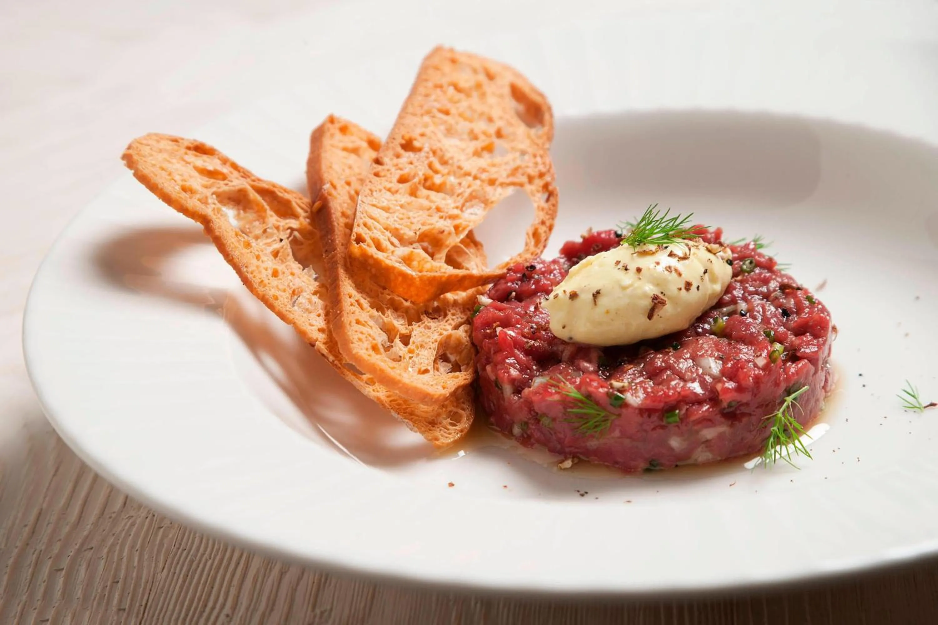 Restaurant/places to eat in AC Hotel Victoria Suites by Marriott