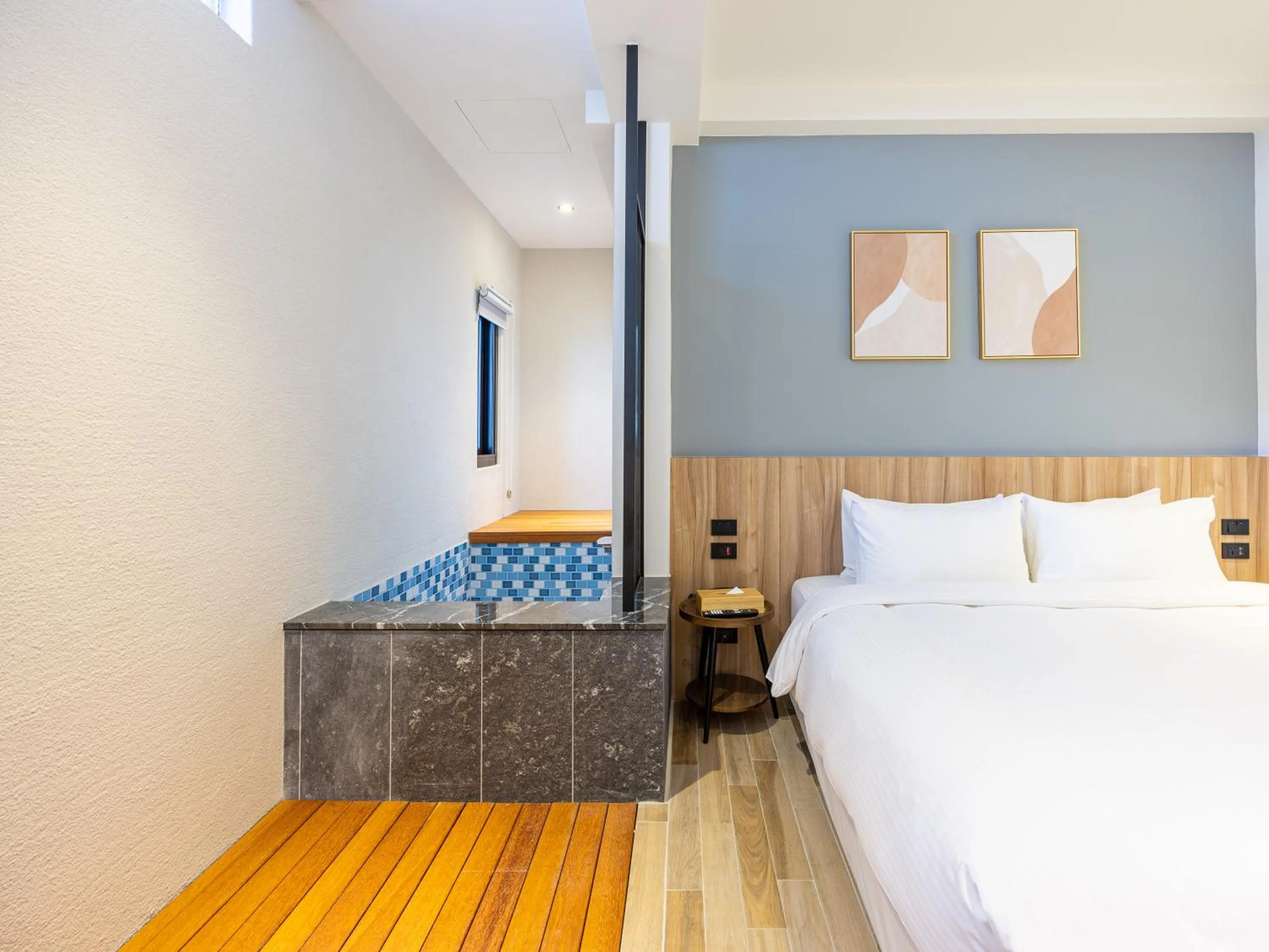 On site, Bed in Kenting Sea Wall 130