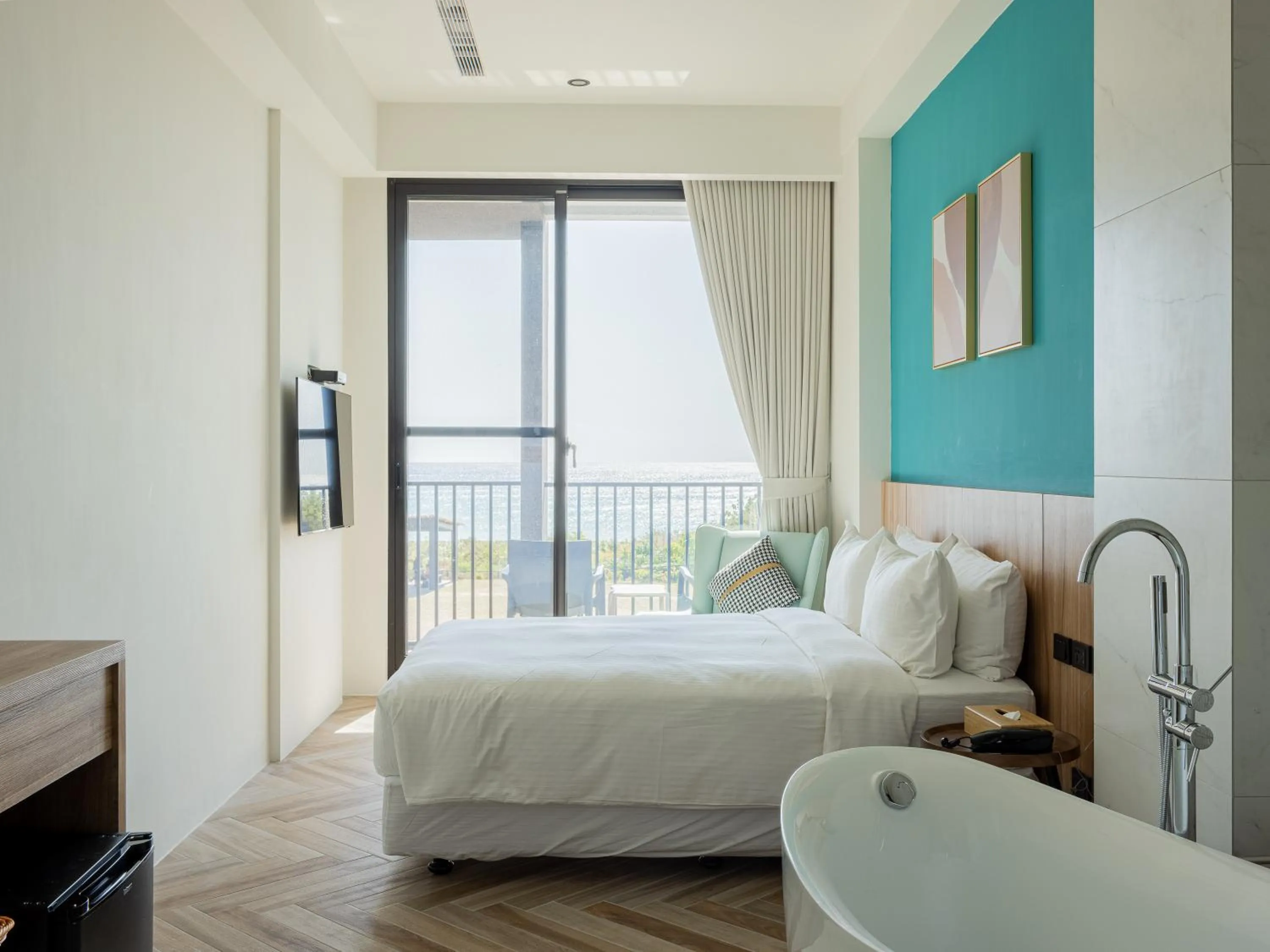 On site, Bed in Kenting Sea Wall 130