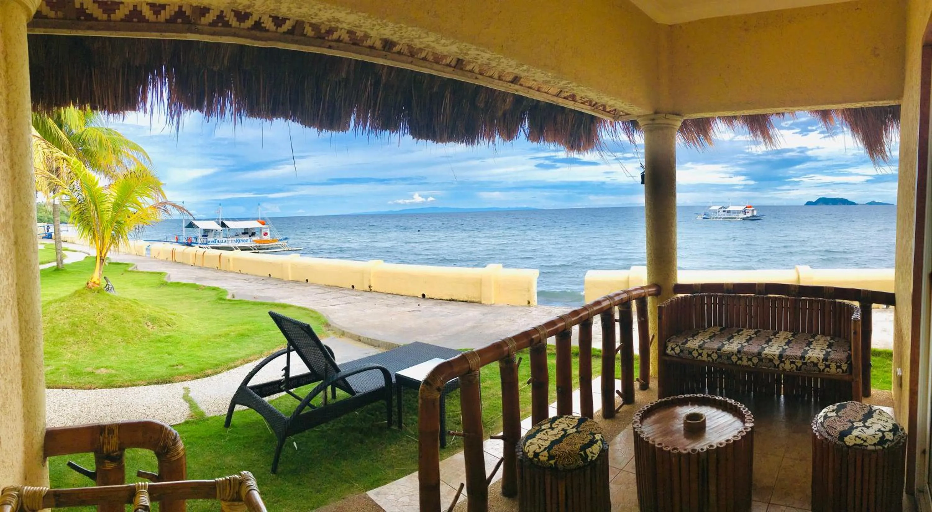 Balcony/Terrace in Thalatta Resort