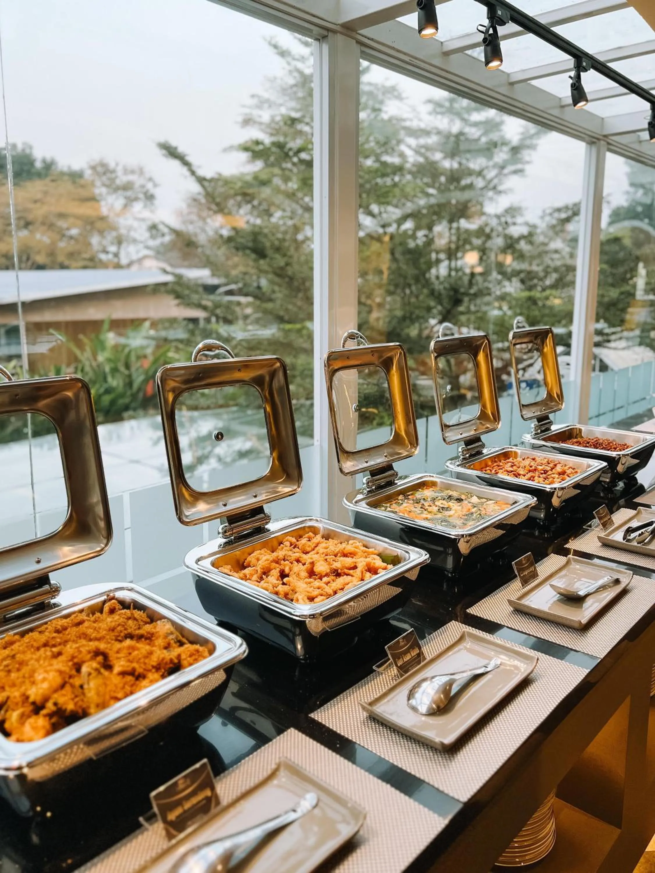 The Bountie Hotel and Convention Centre Sukabumi