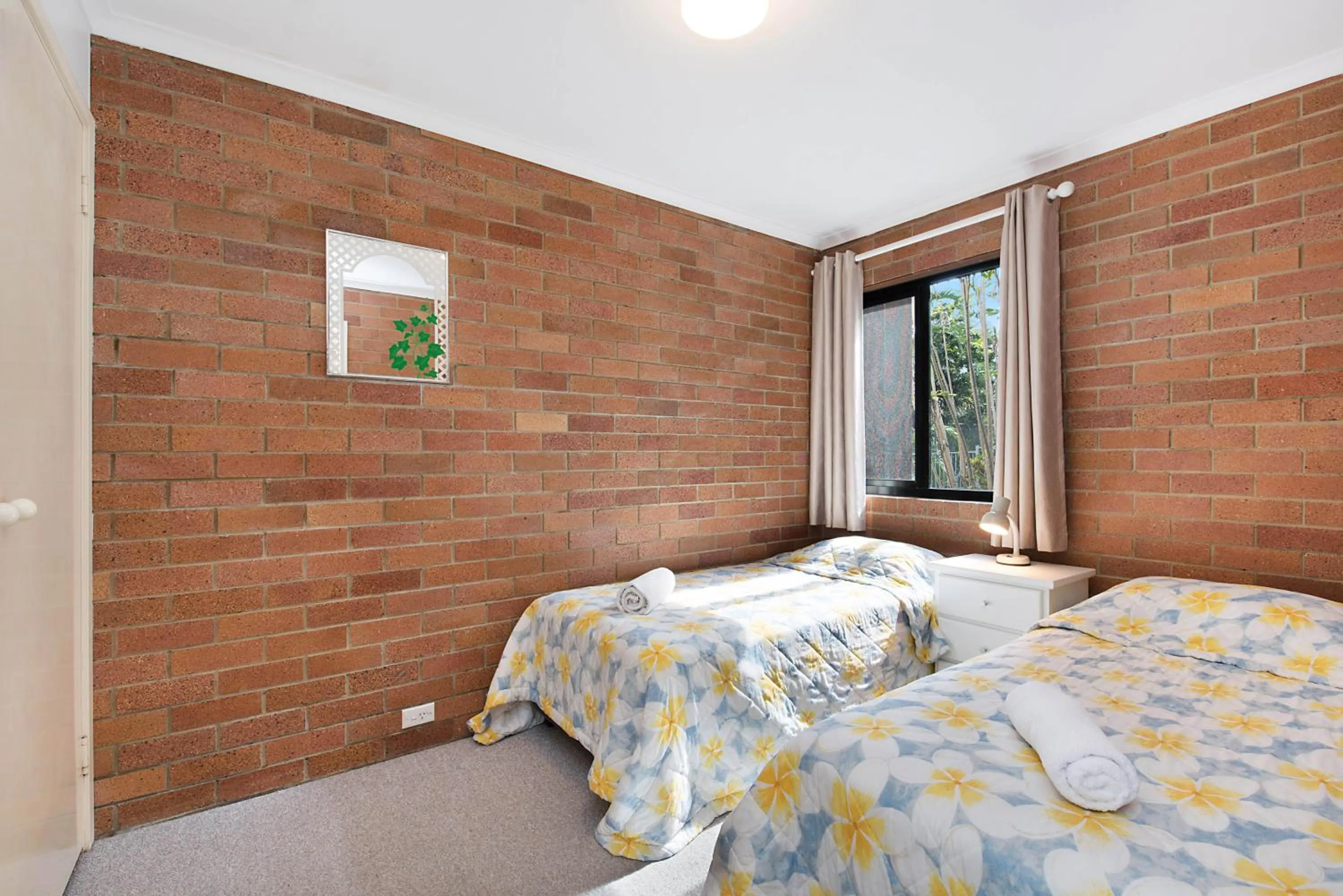 Bed in Joanne Apartments