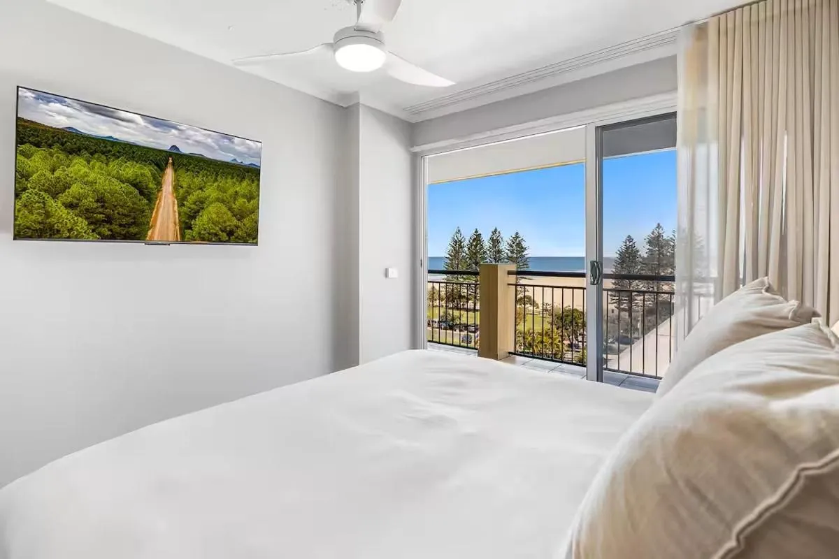 Bed in Joanne Apartments