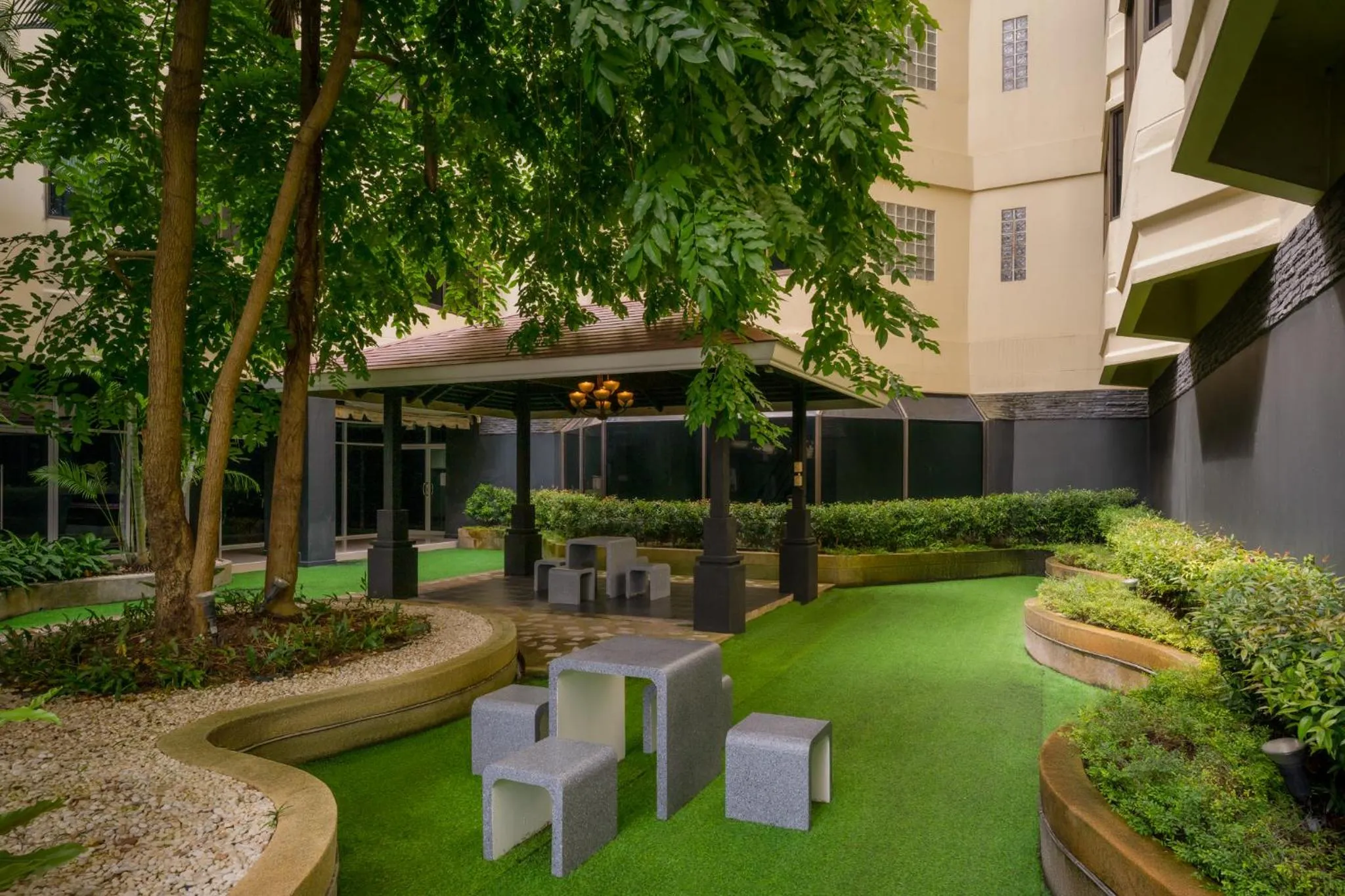 Swimming pool in Star Convention Hotel