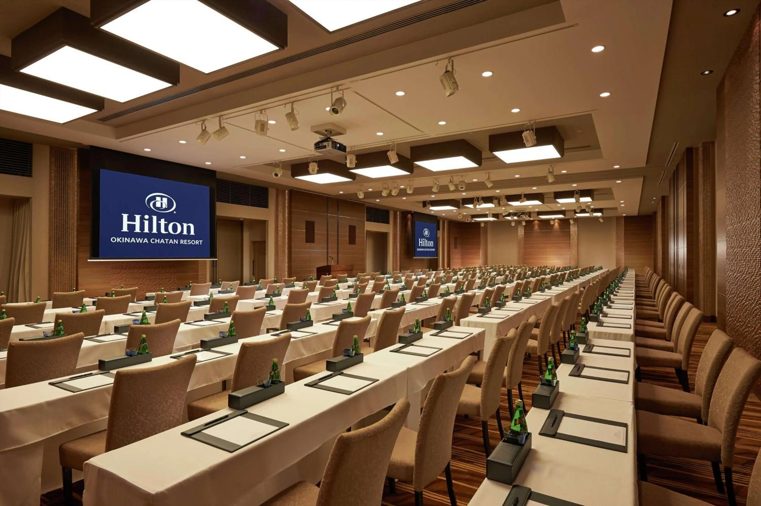 Meeting/conference room in Hilton Okinawa Chatan Resort