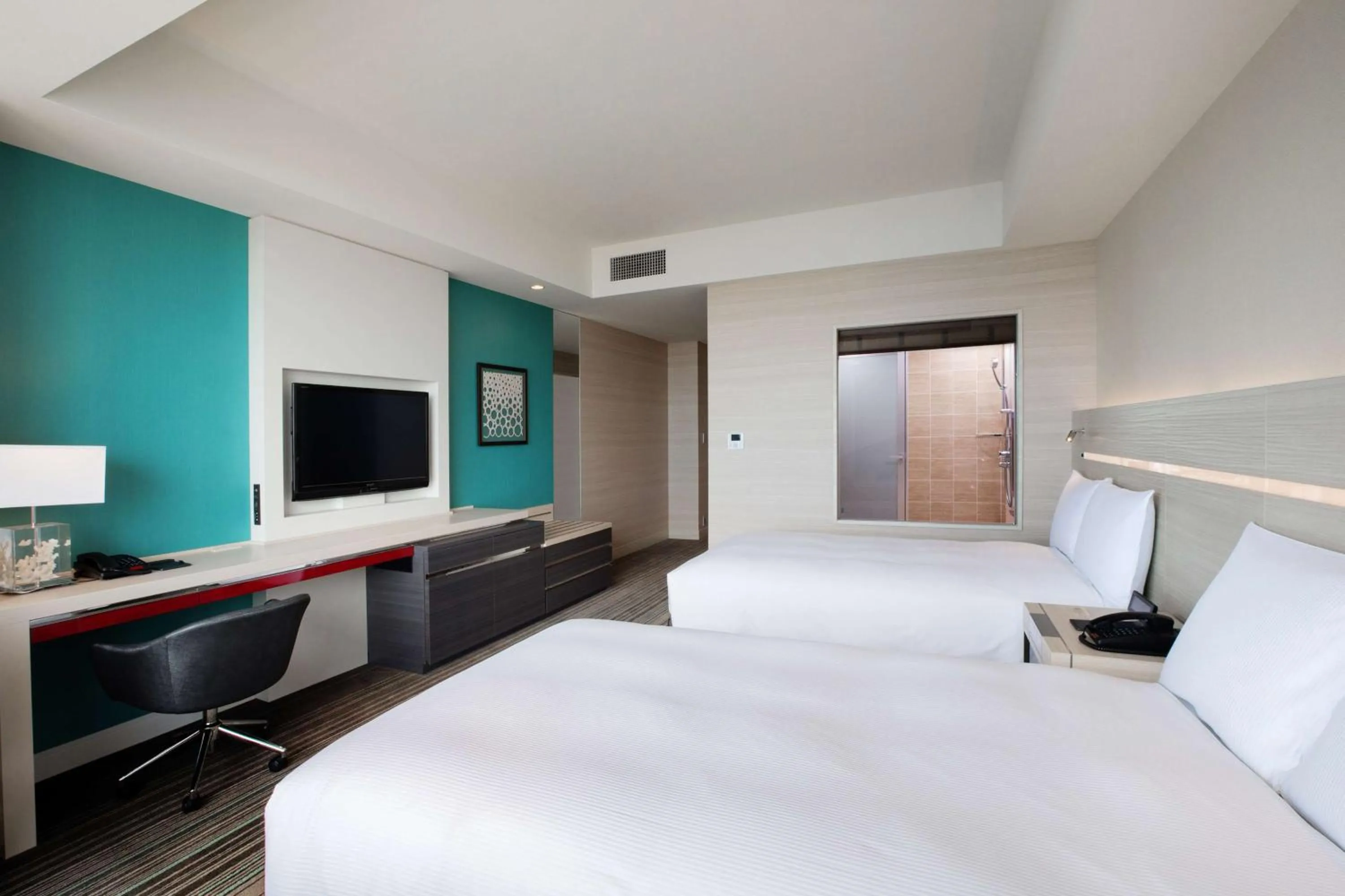 Bedroom, Bed in Hilton Okinawa Chatan Resort