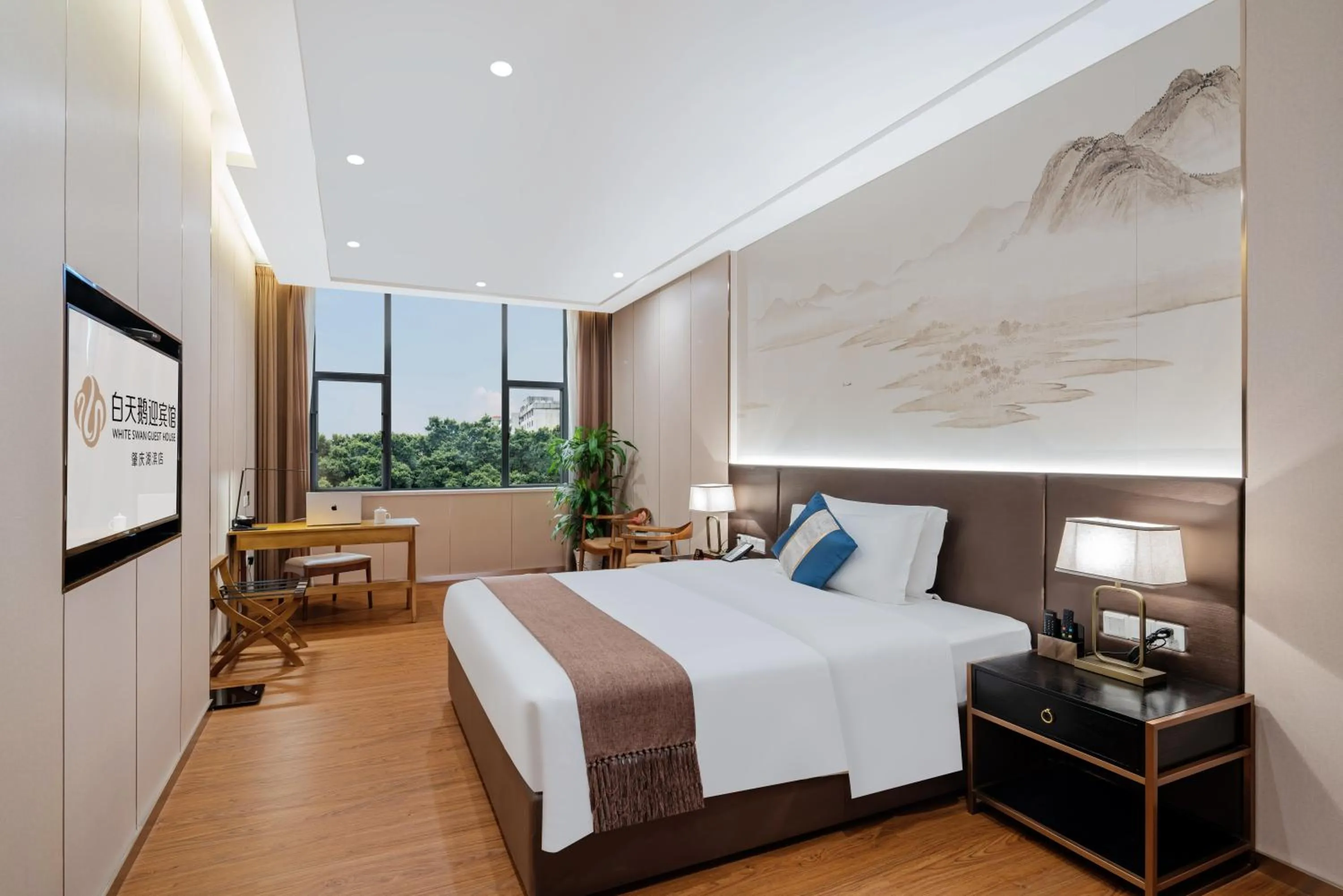 Bed in White Swan Guest House