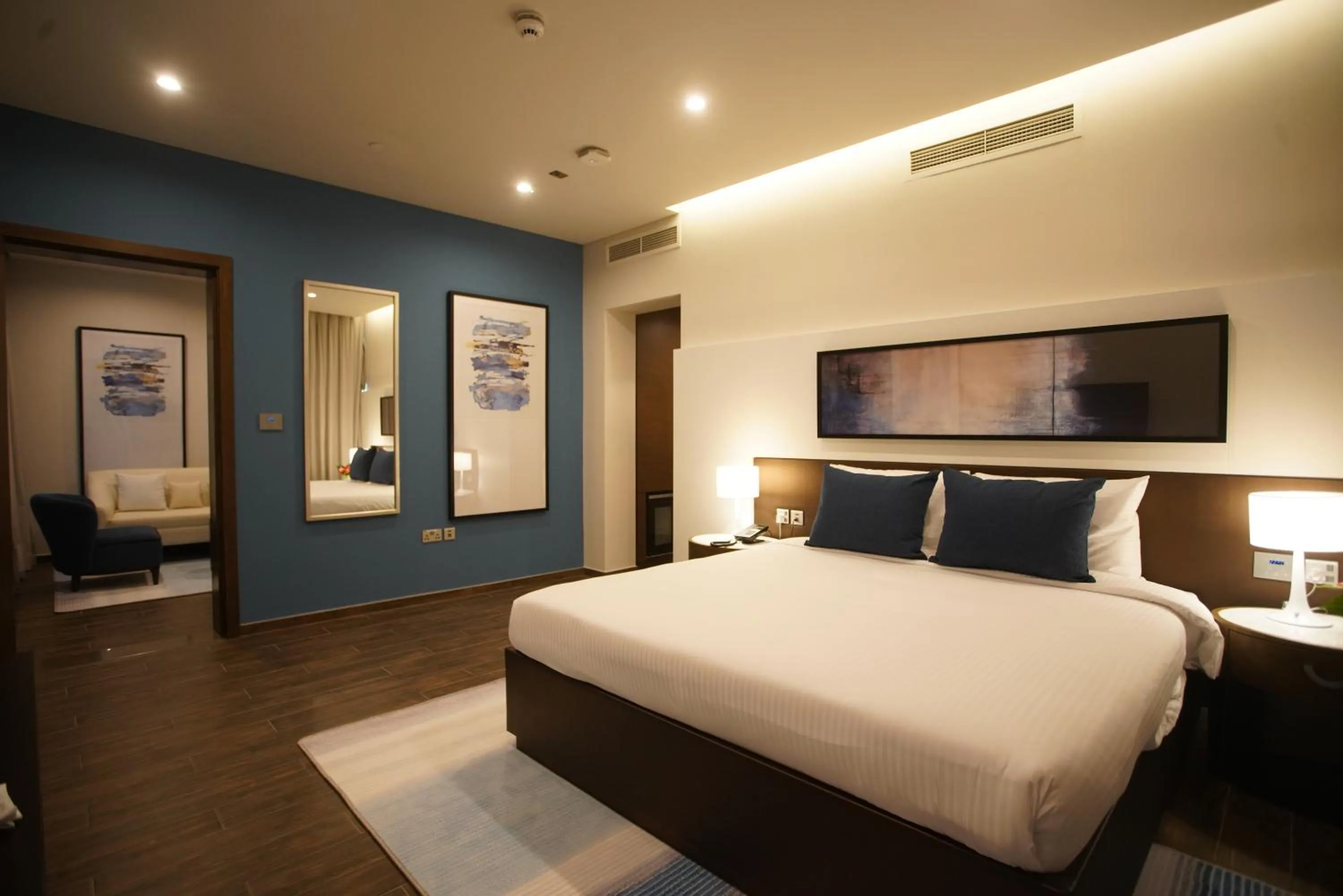 Bedroom, Bed in C - Hotel and Suites Doha