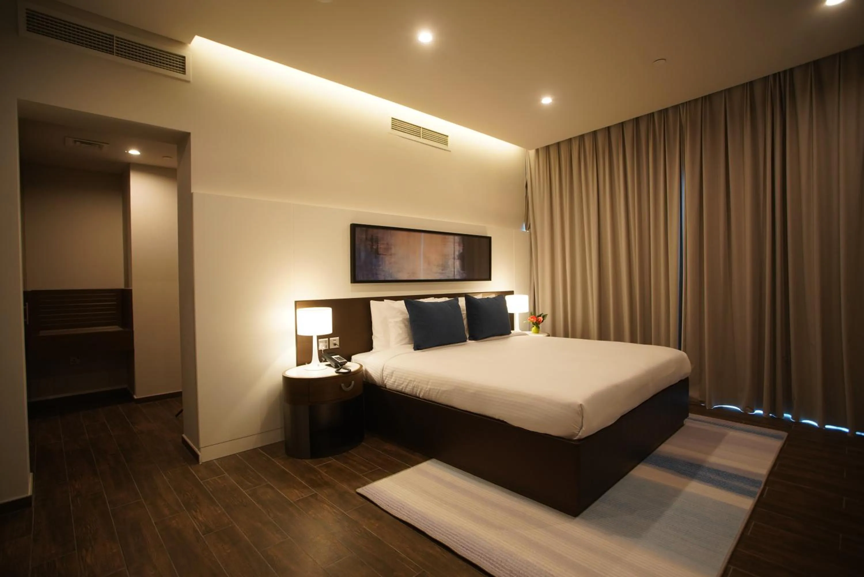 Bedroom, Bed in C - Hotel and Suites Doha