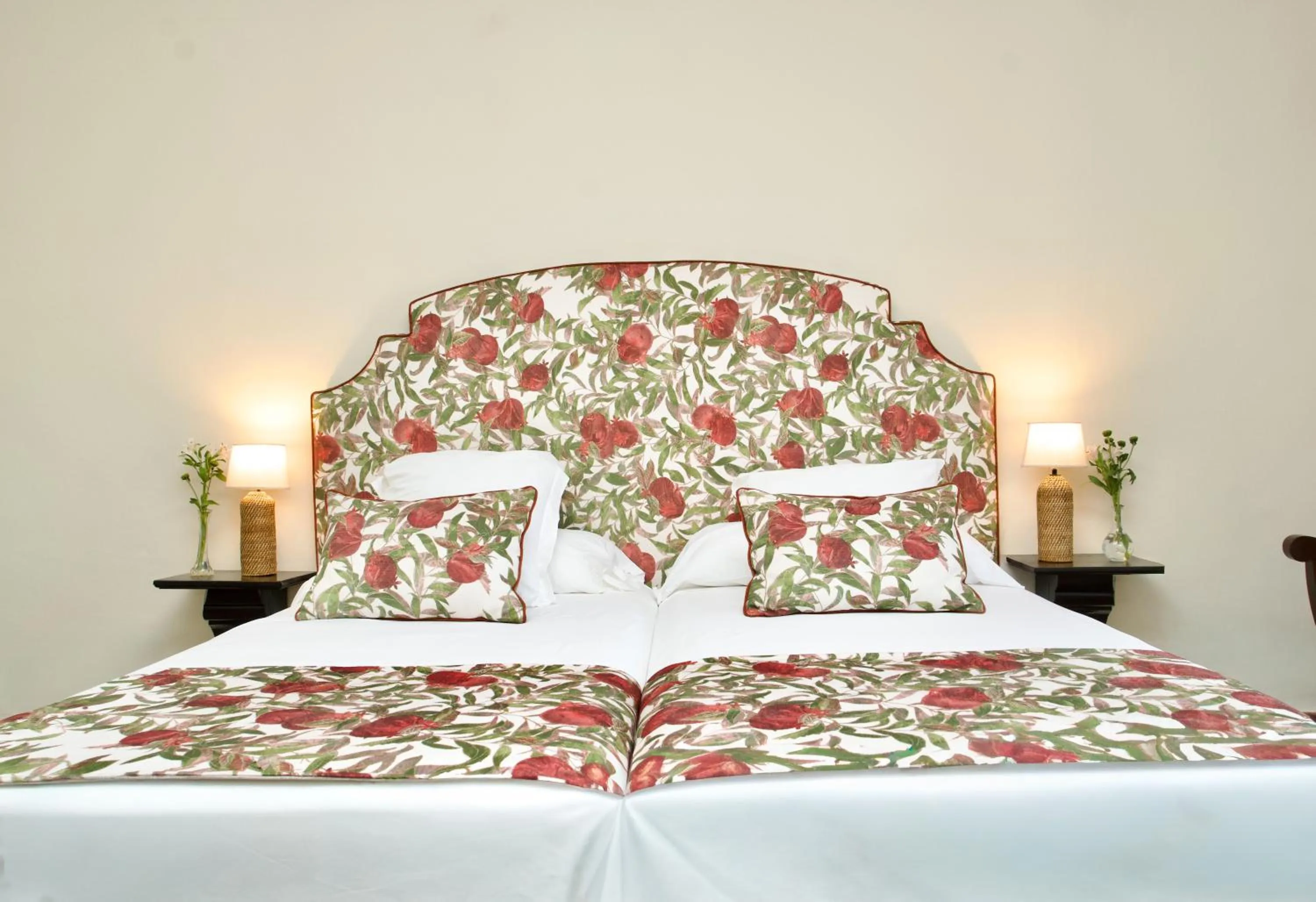 Bedroom, Bed in Monasterio de San Francisco