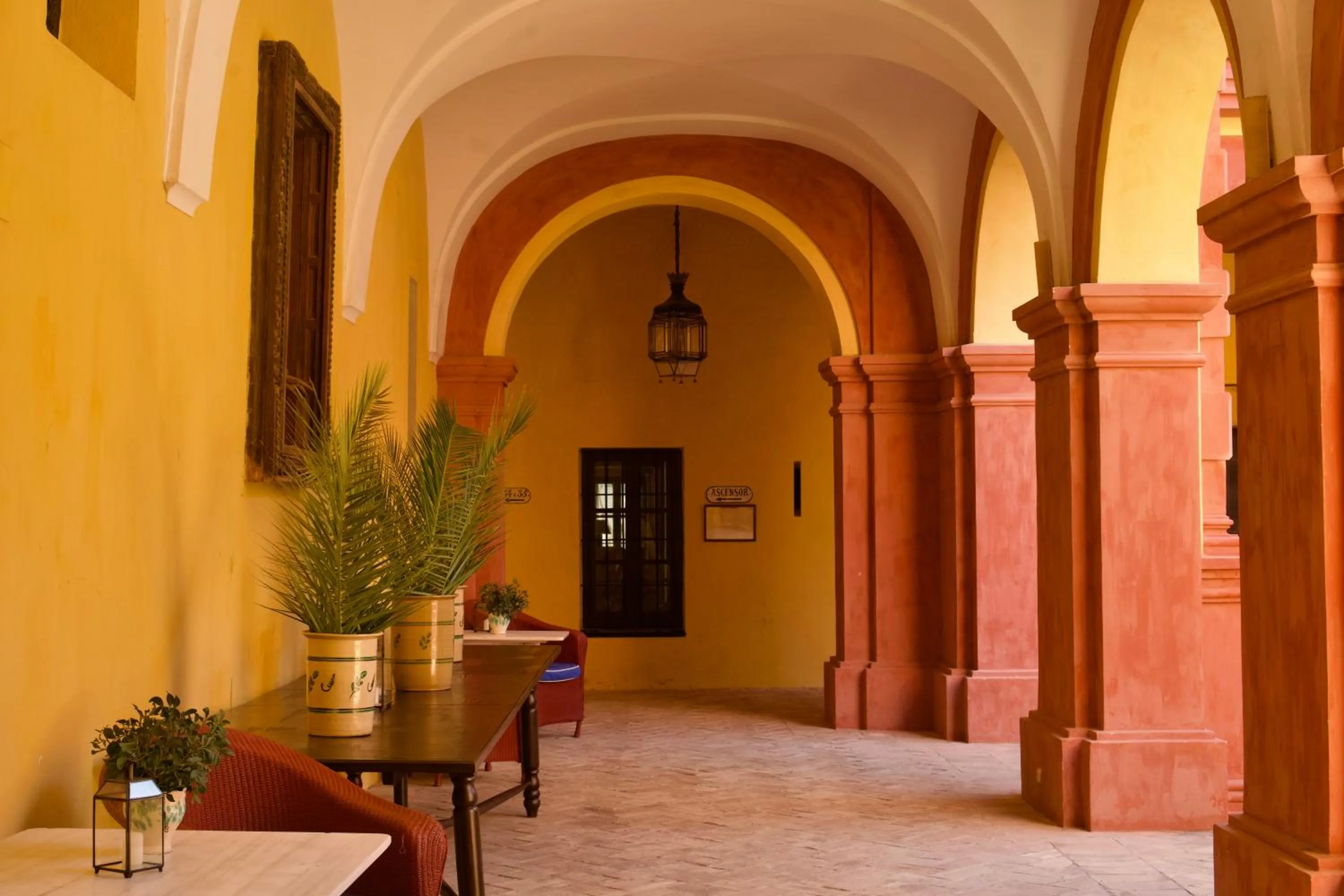 Patio in Monasterio de San Francisco