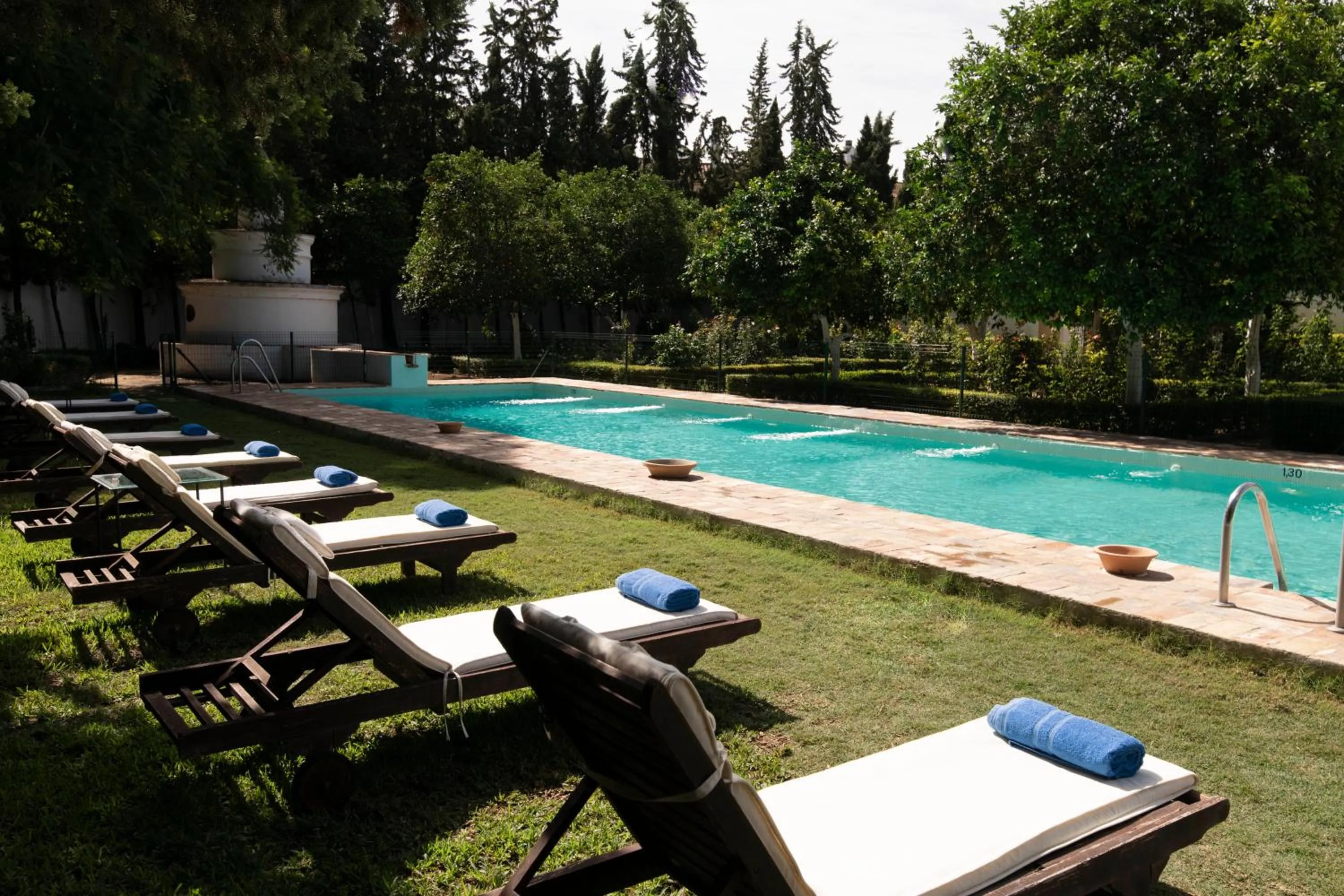 Swimming pool in Monasterio de San Francisco