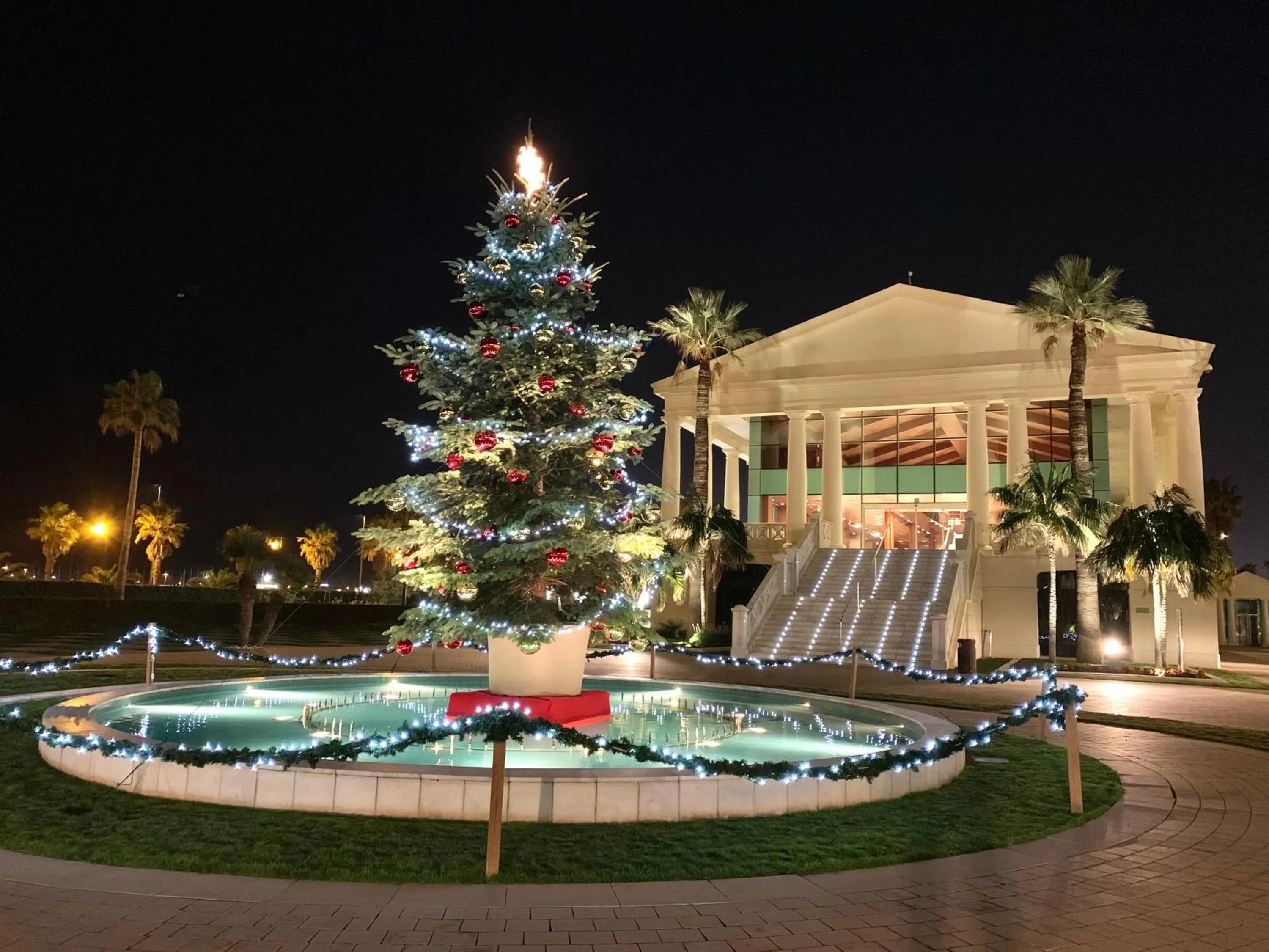 Las Arenas Balneario Resort