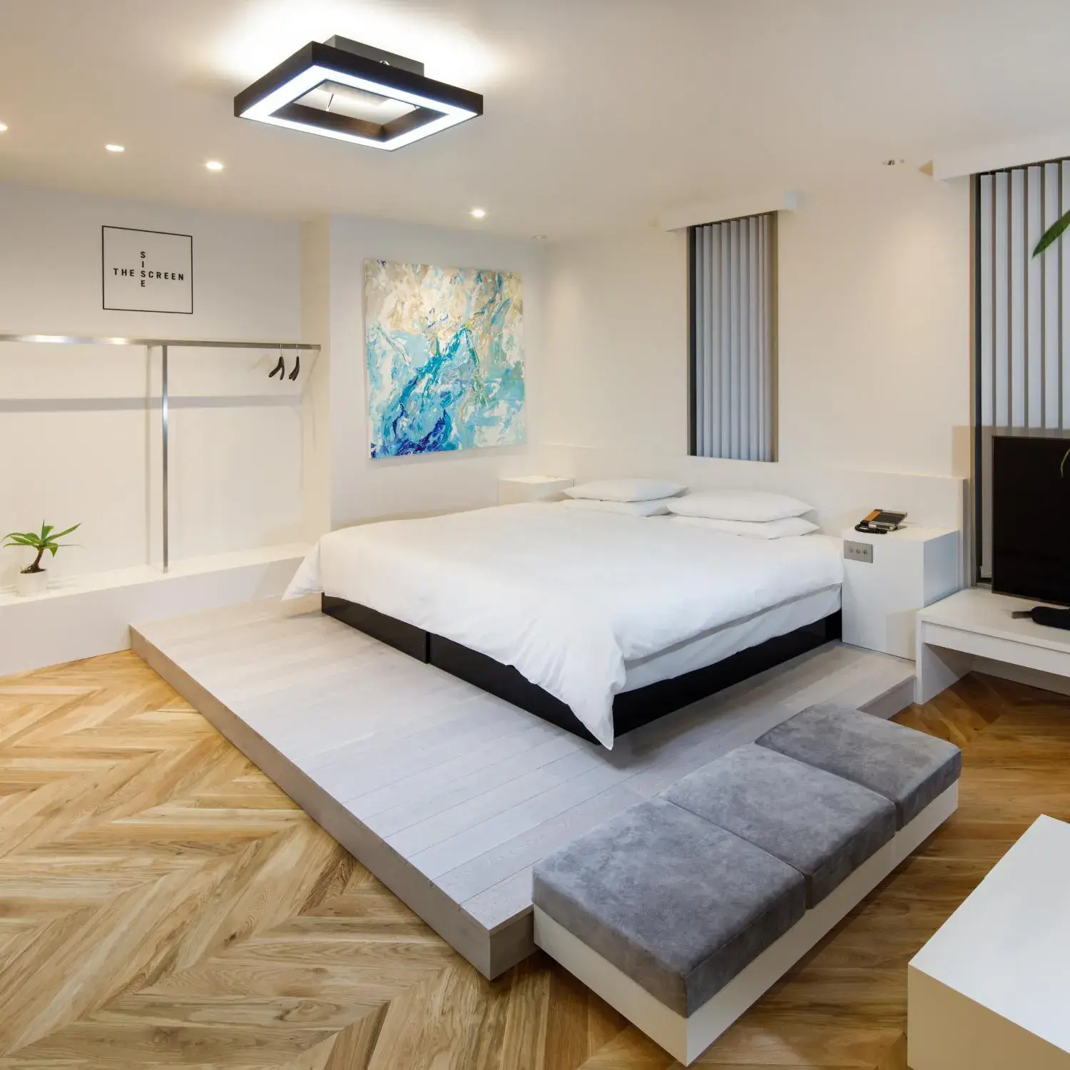 Semi Suite in The Screen Semi Suite in The Screen