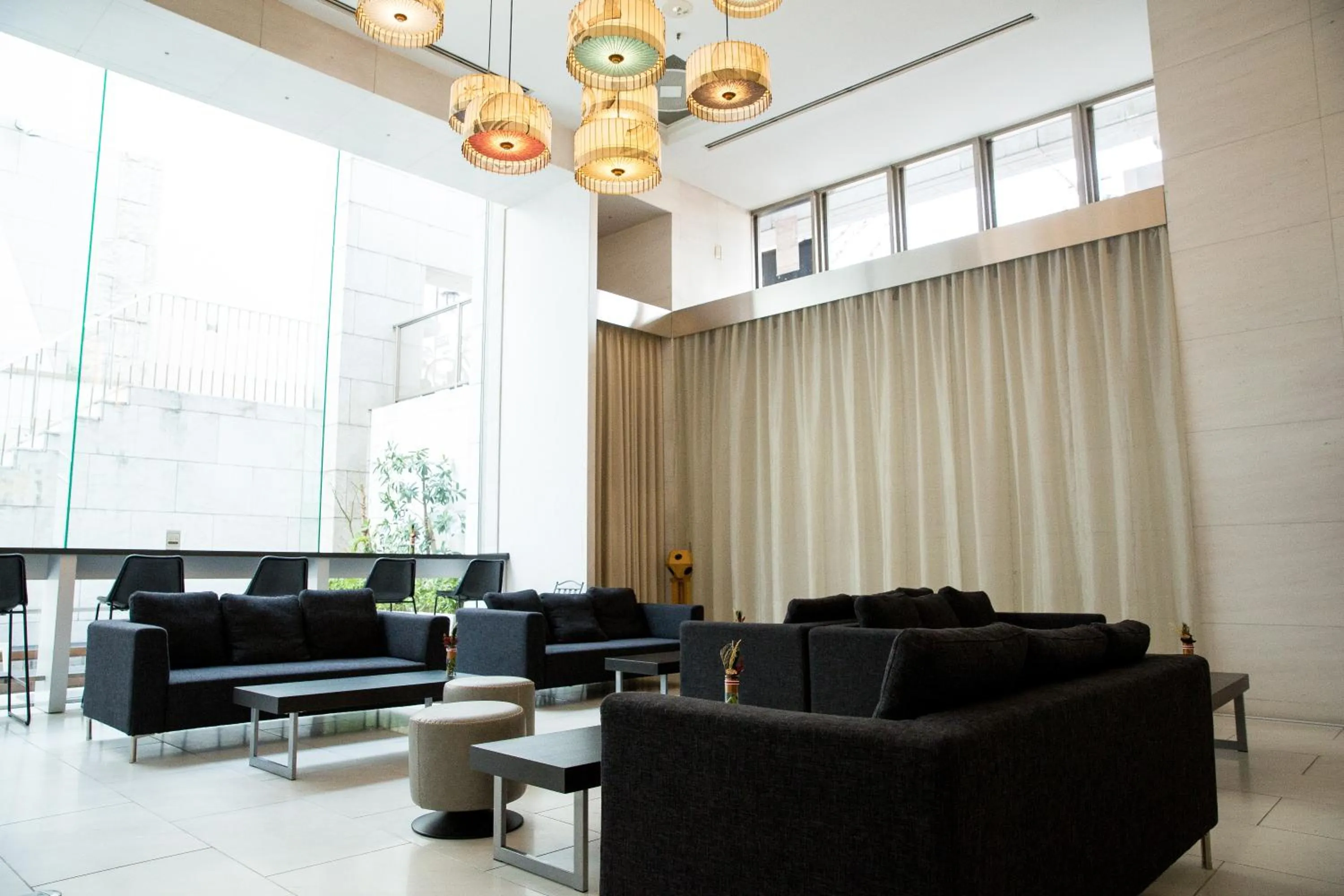 Restaurant/places to eat in The Screen