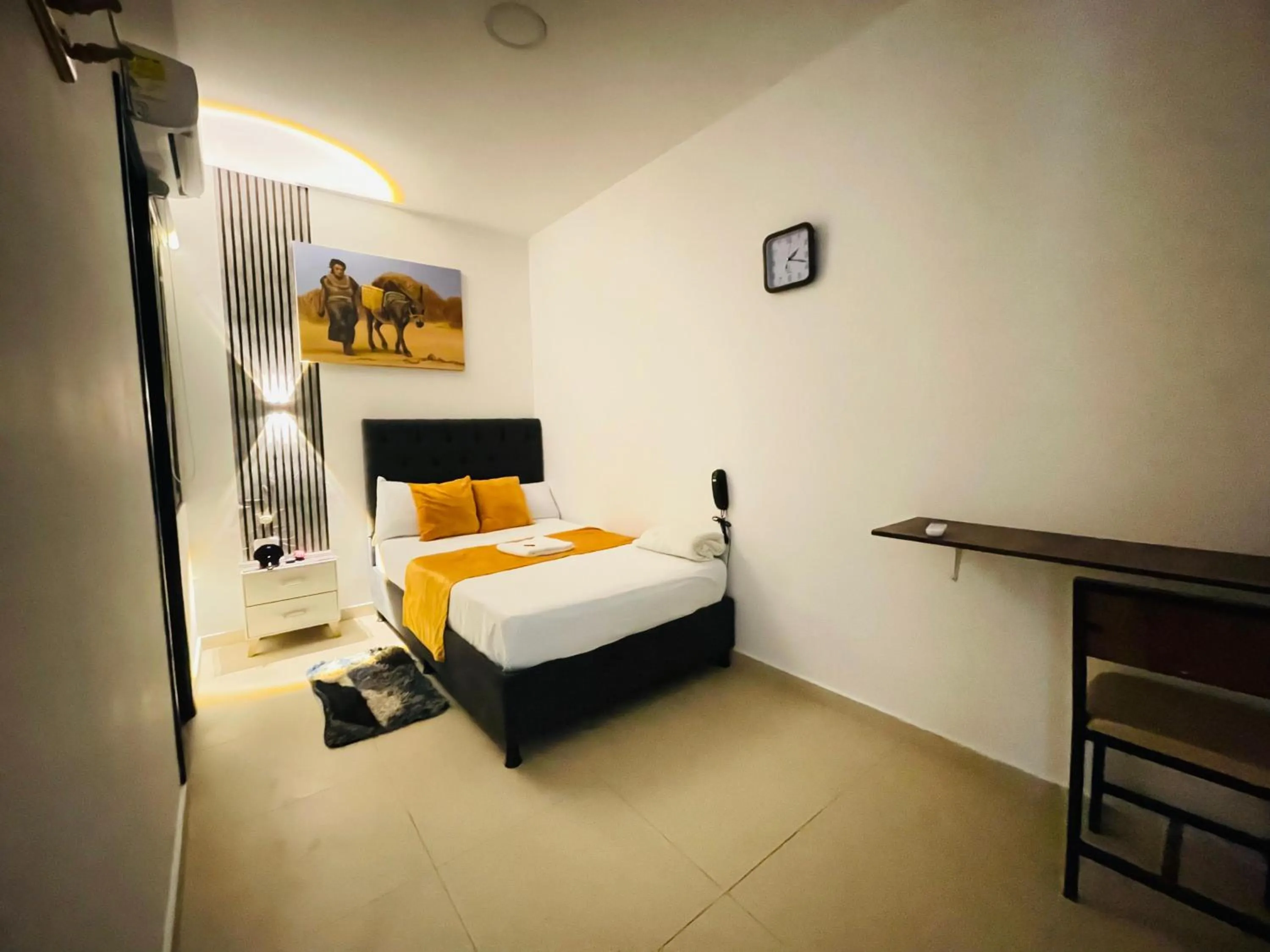 Bed in ANAJIRAWAA HOTEL