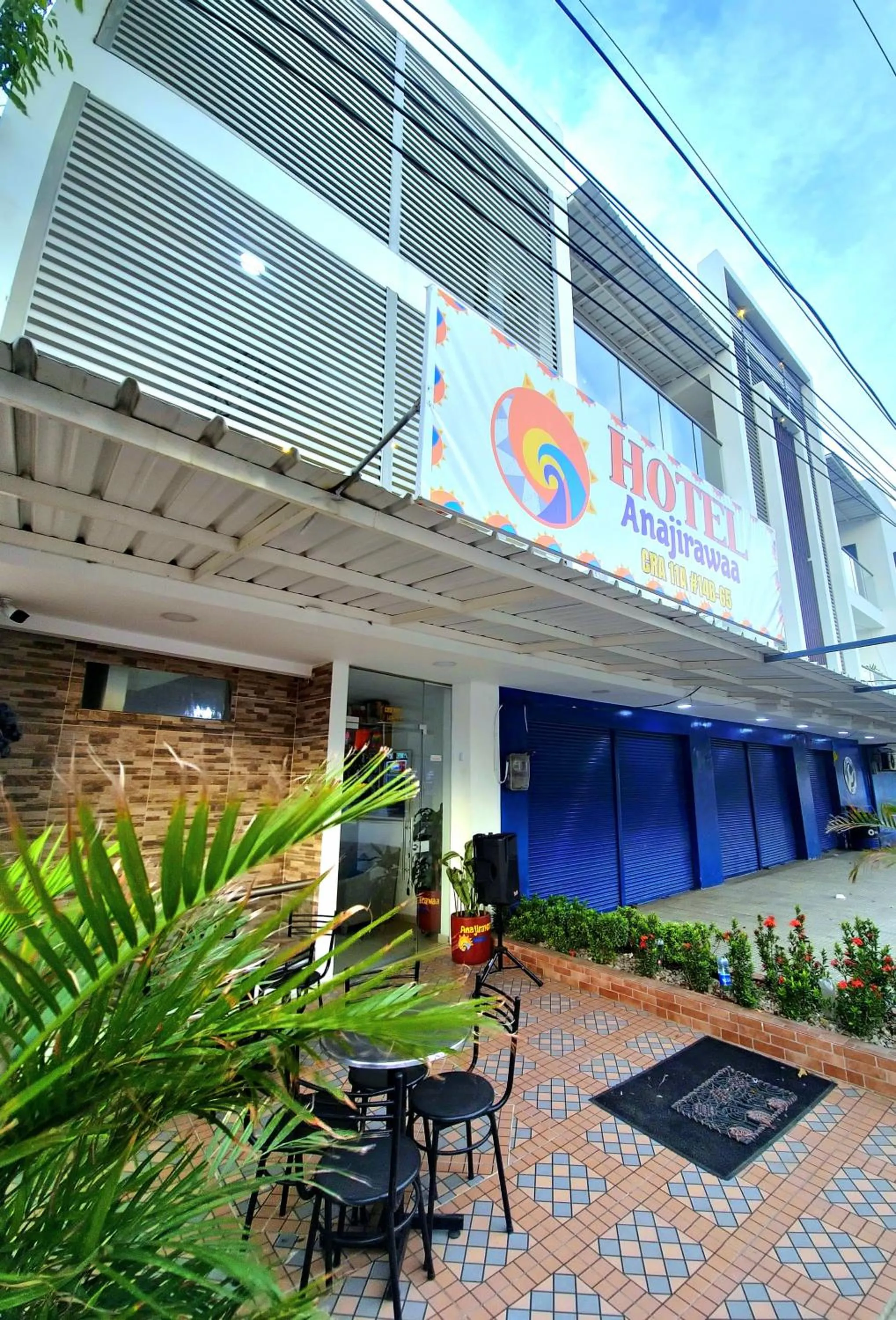 Property building in ANAJIRAWAA HOTEL