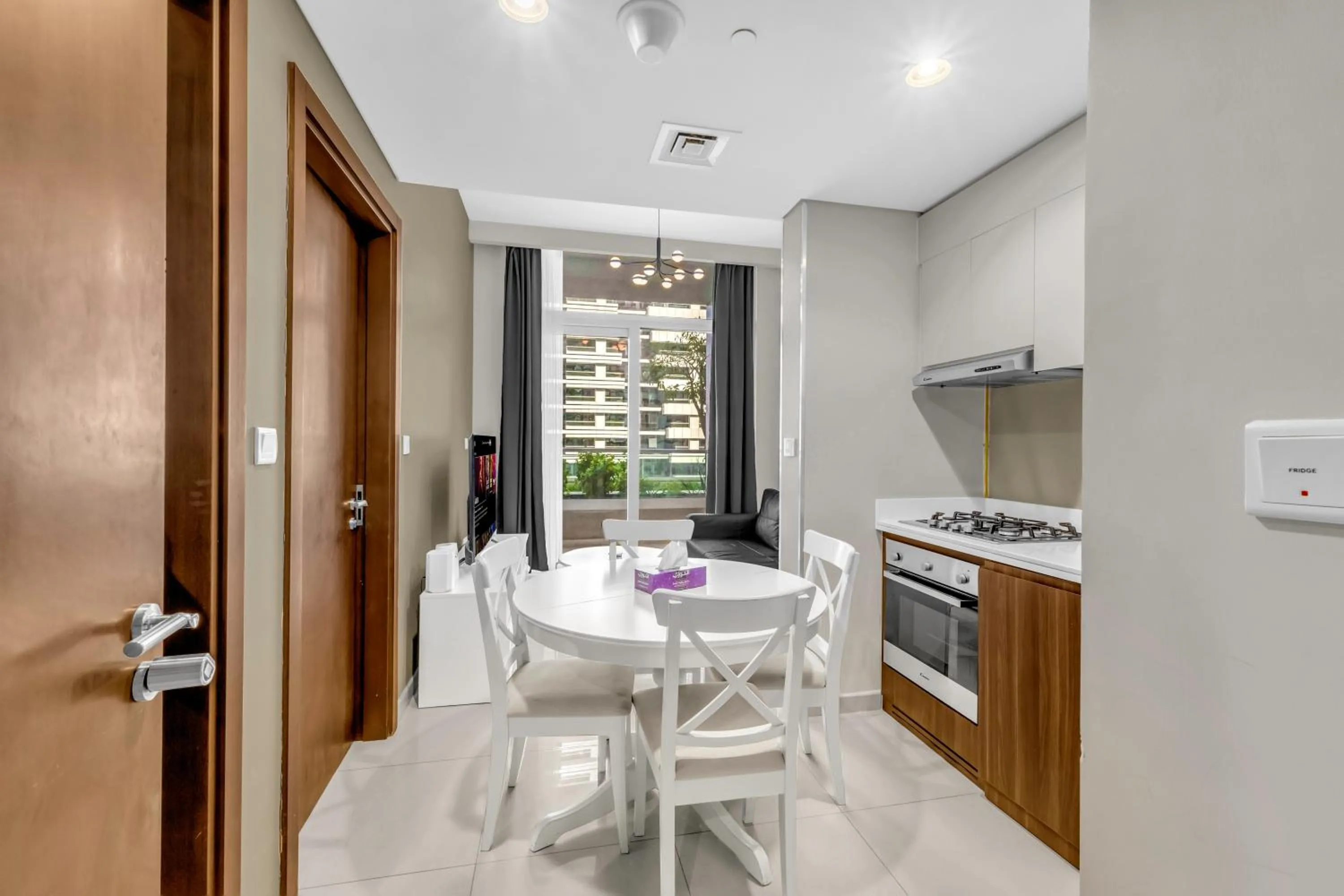 Dining area in Wonderful Reva Aparthotel Downtown