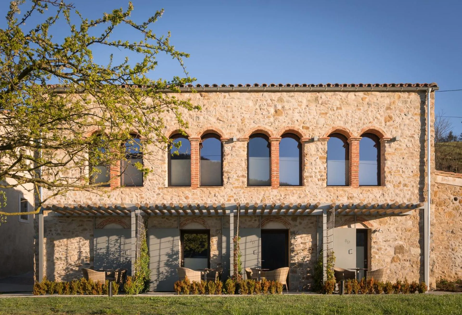 Facade/entrance in Les Planes del Grau