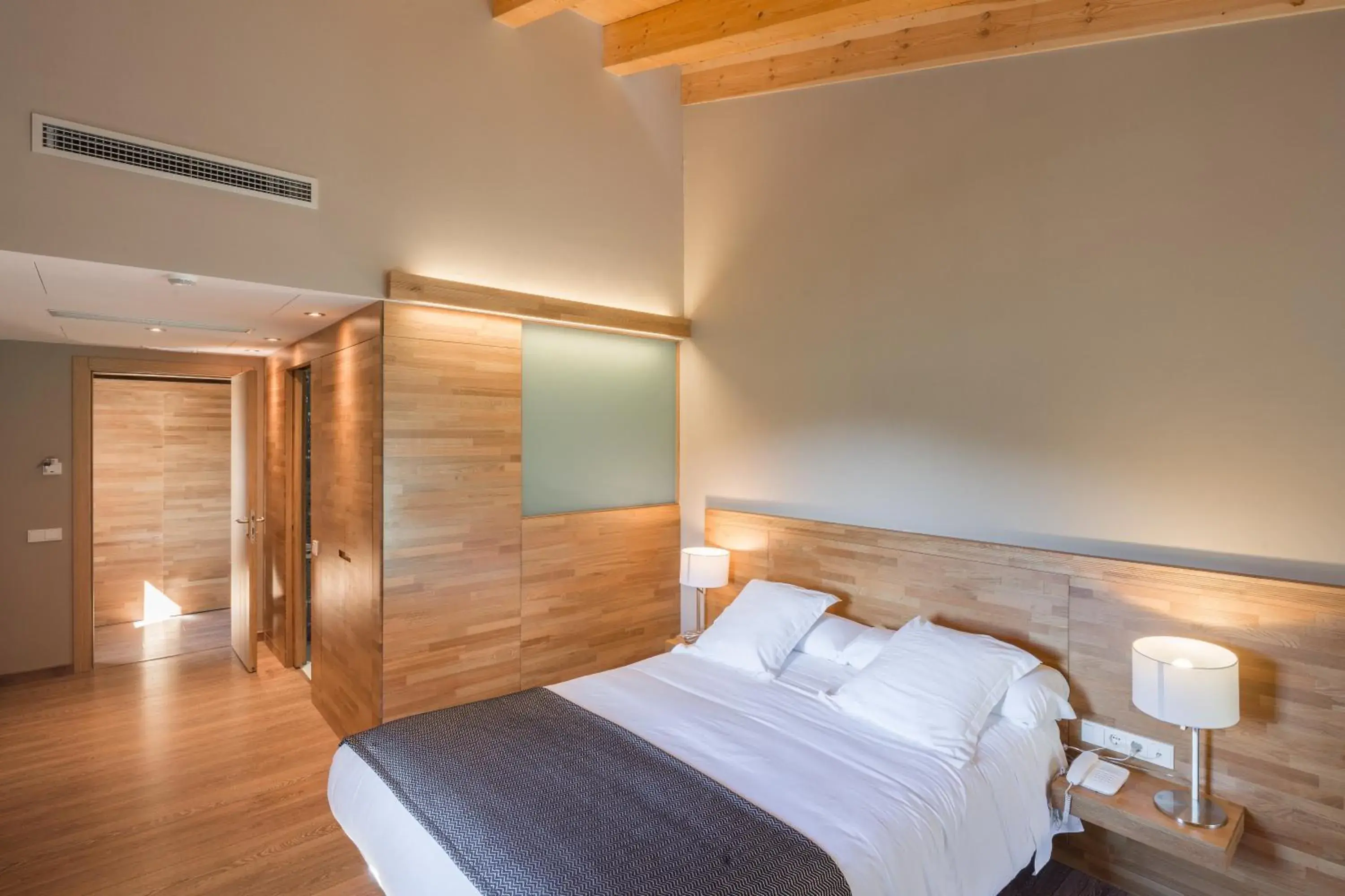 Superior Queen Room - single occupancy in Les Planes del Grau Superior Queen Room - single occupancy in Les Planes del Grau