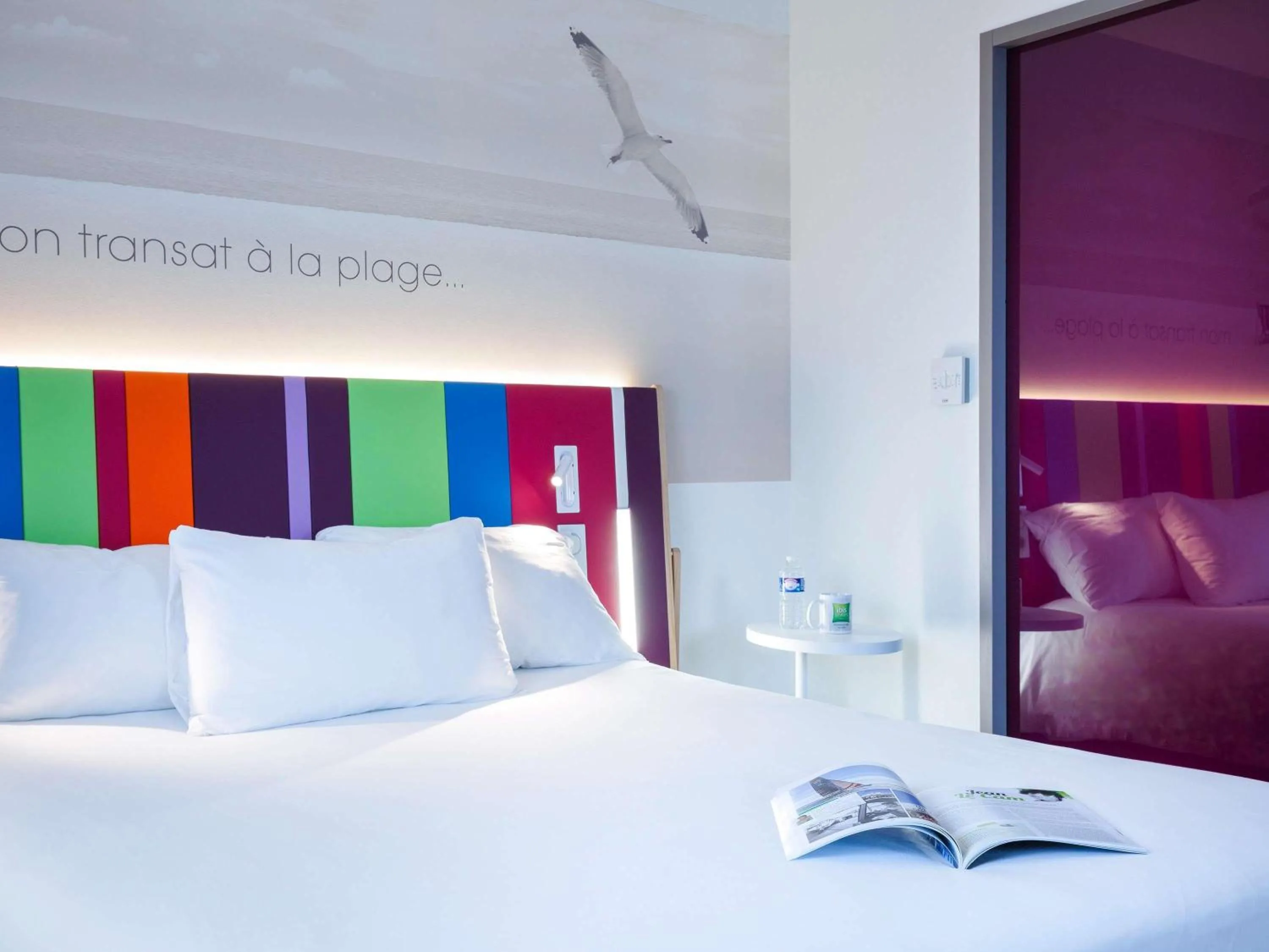 Bedroom, Bed in ibis Styles Les Sables Olonne