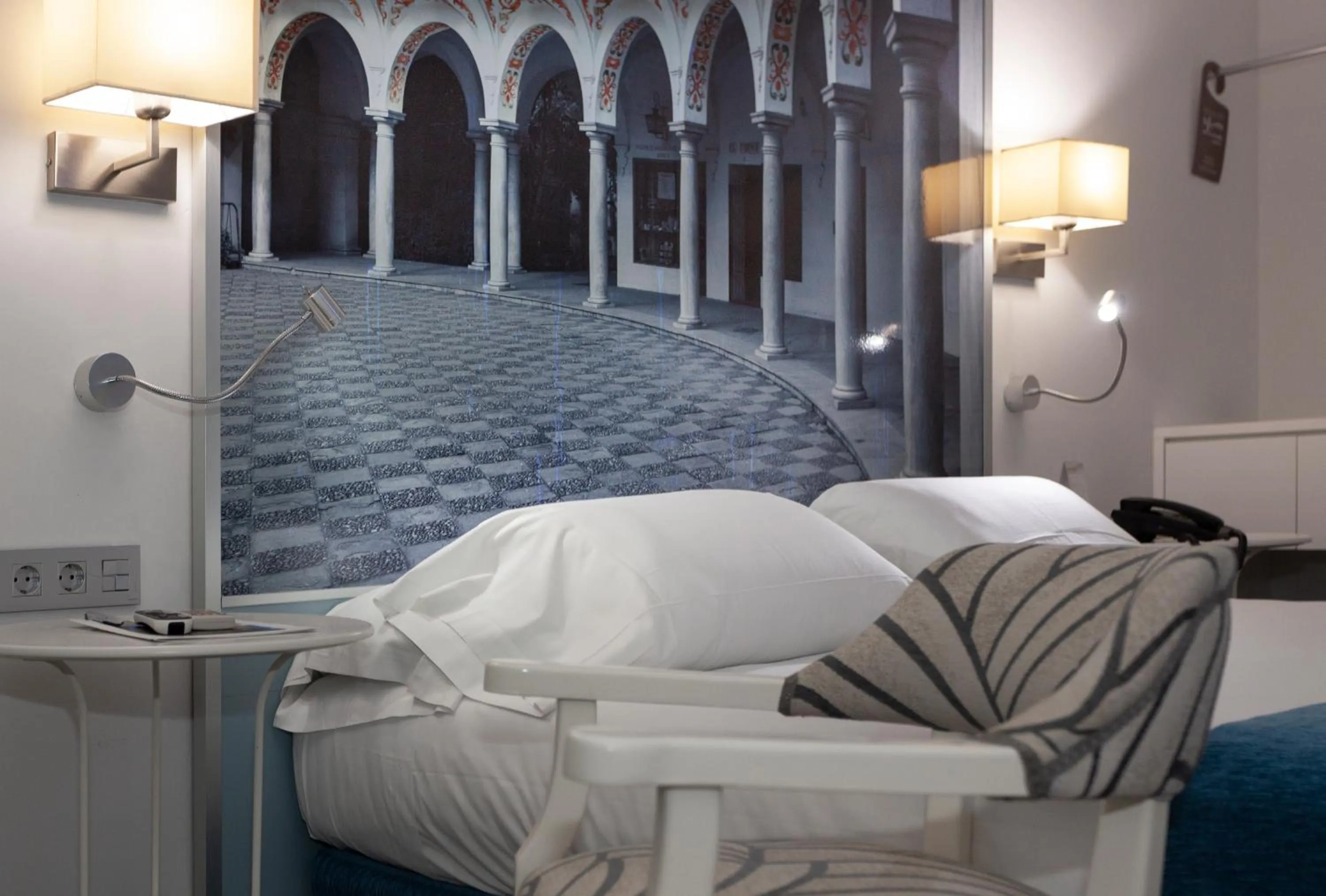 Bedroom, Bed in AACR Hotel Monteolivos