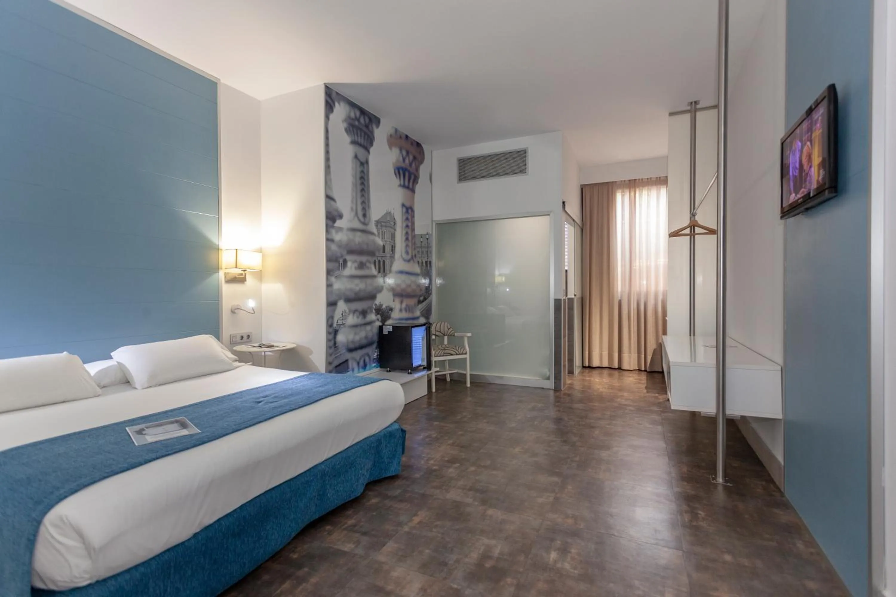 Photo of the whole room, Bed in AACR Hotel Monteolivos