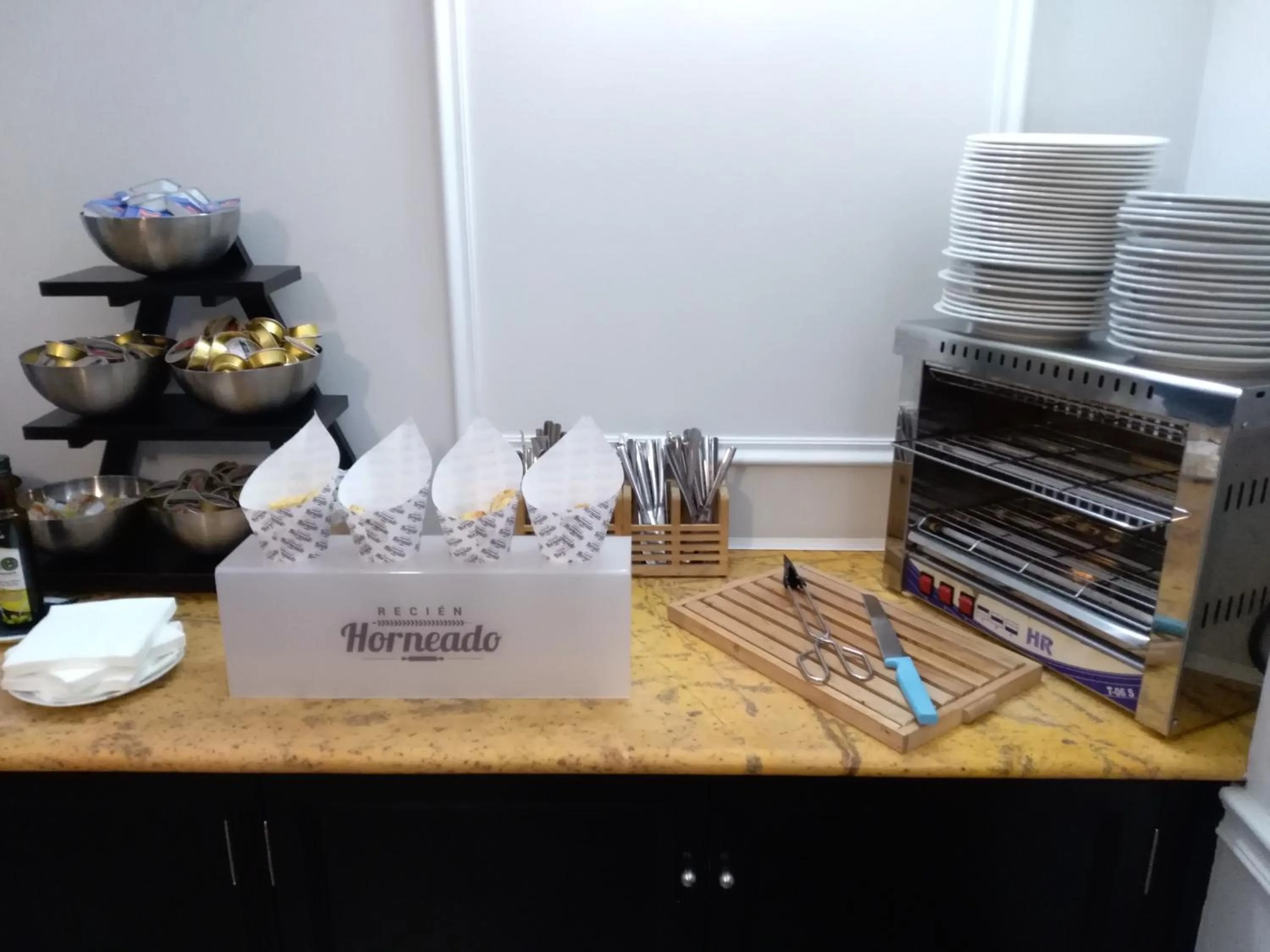 Breakfast in AACR Hotel Monteolivos