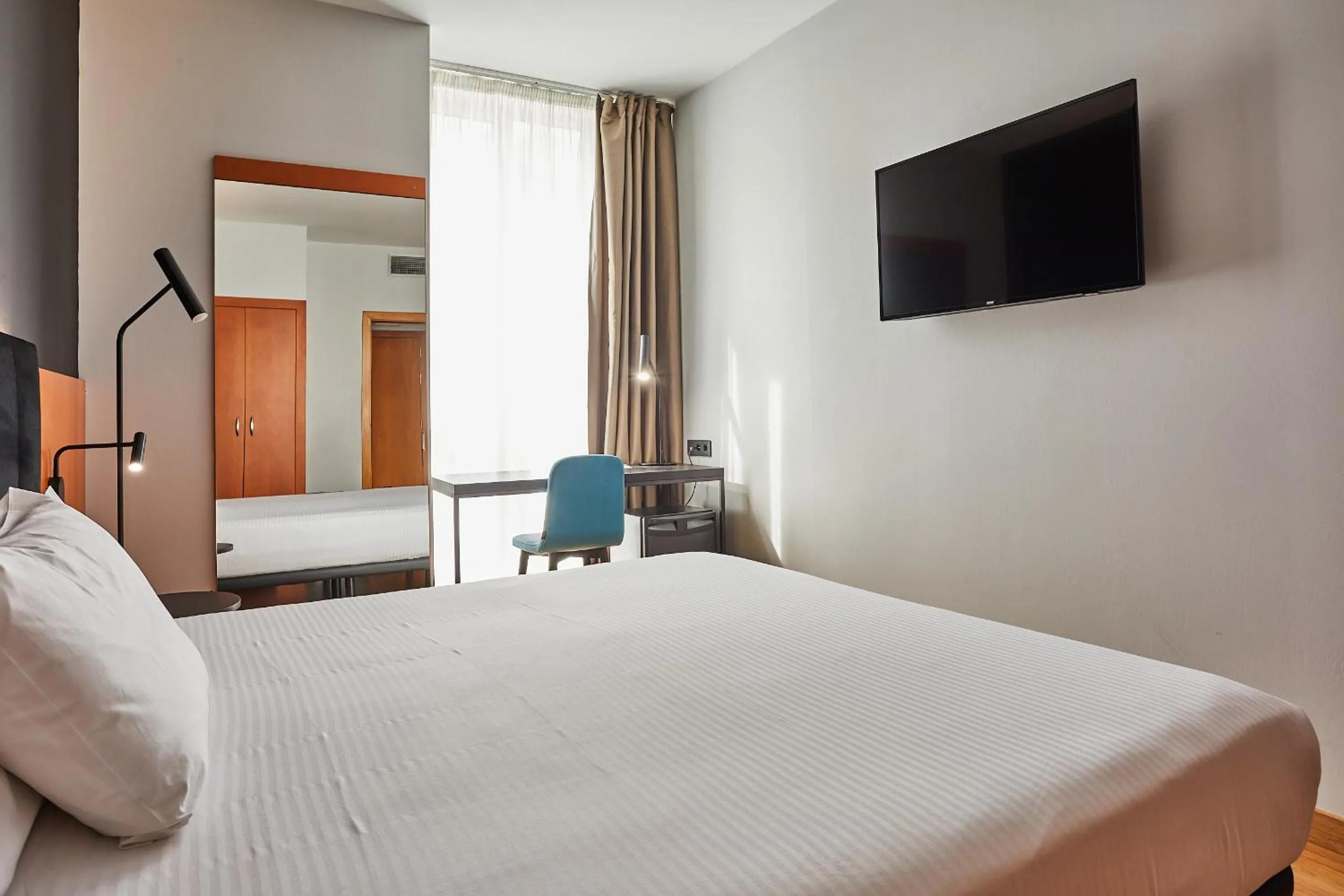 Bedroom, Bed in Silken Sant Gervasi