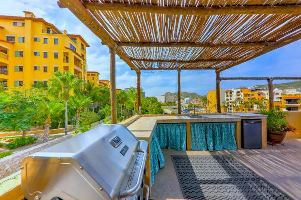 BBQ facilities in Cabo's Hidden Gem! Steps to the Marina or Beach