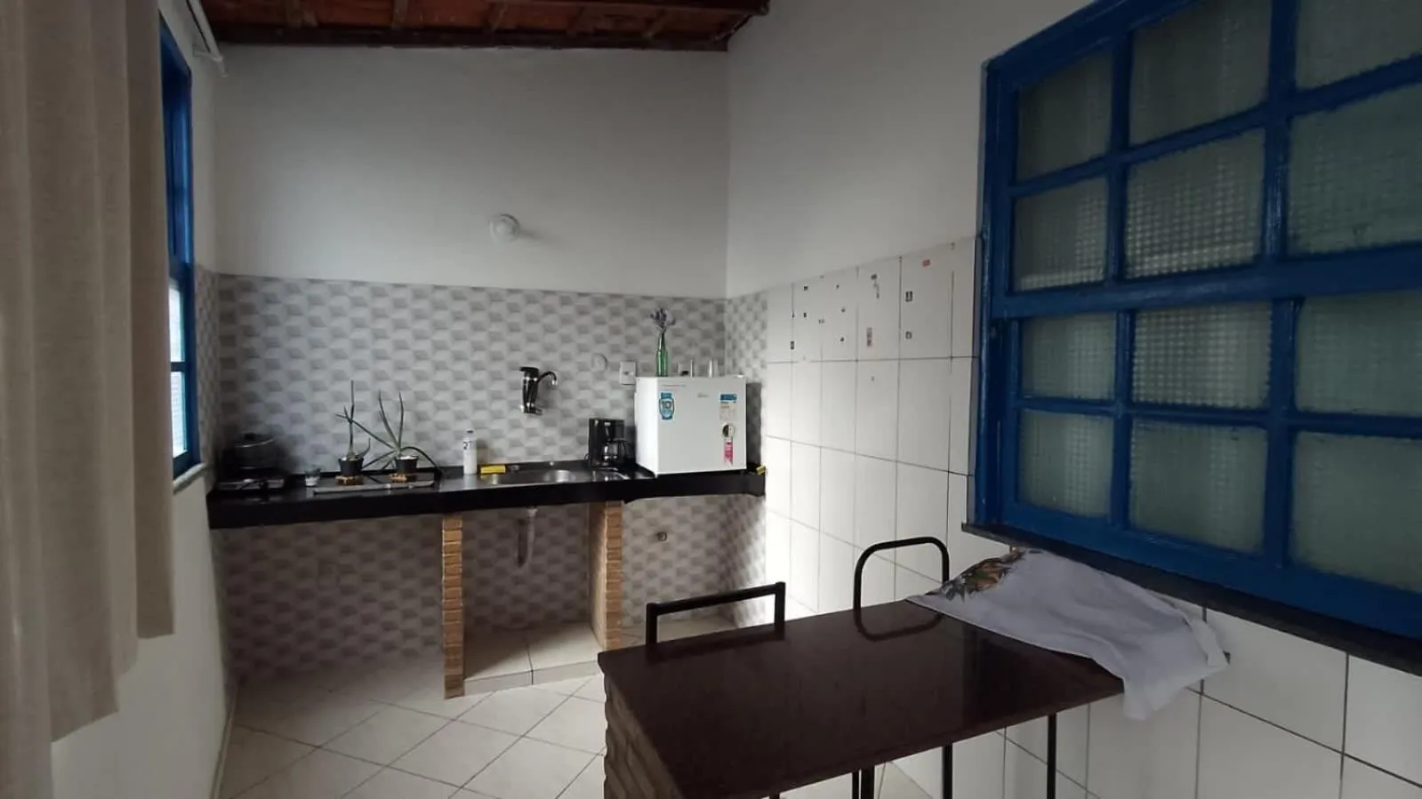 Kitchen or kitchenette in Tamboleiro's Hotel Residence