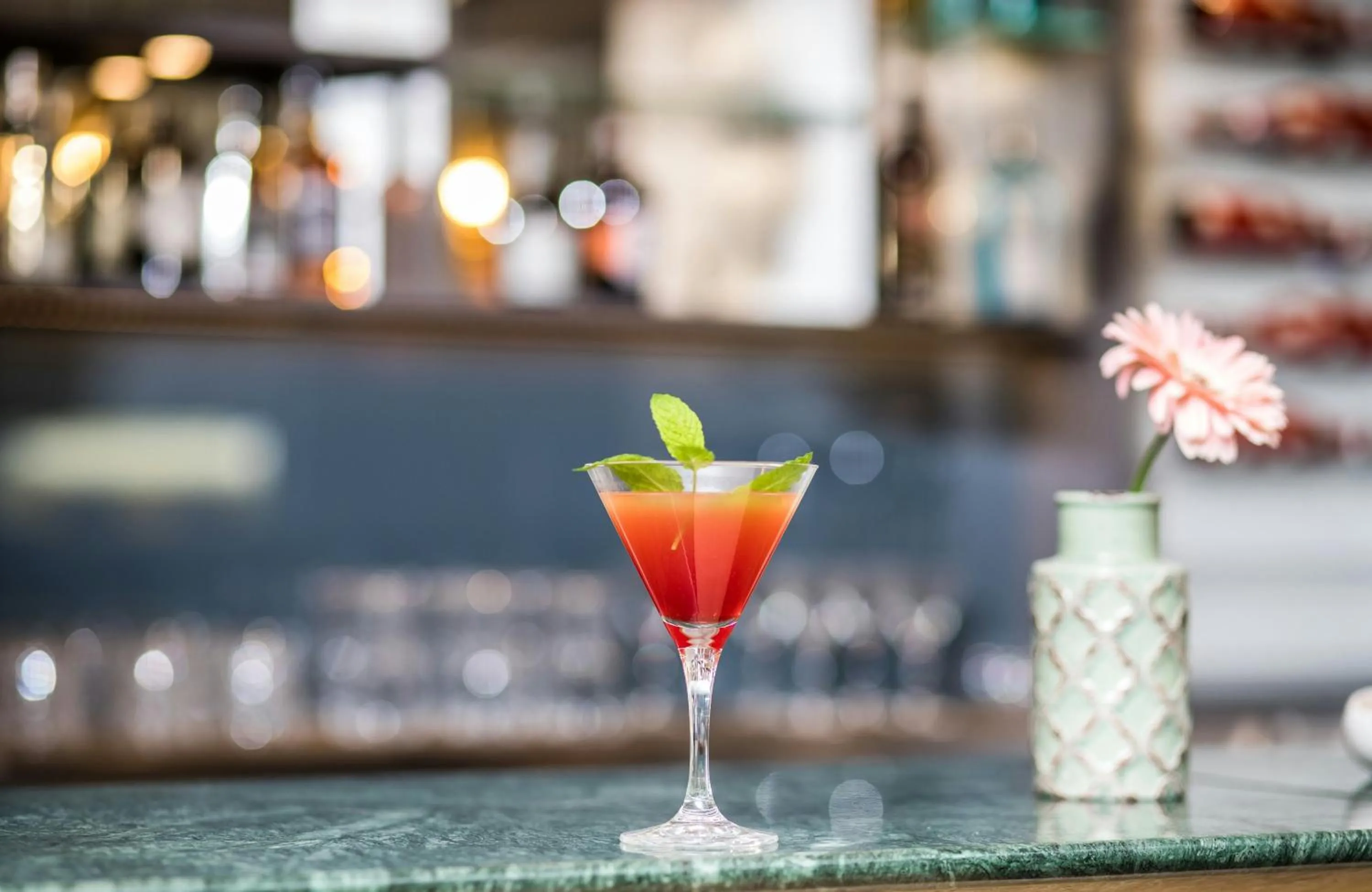 Lounge or bar in Leonardo Hotel Barcelona Gran Via