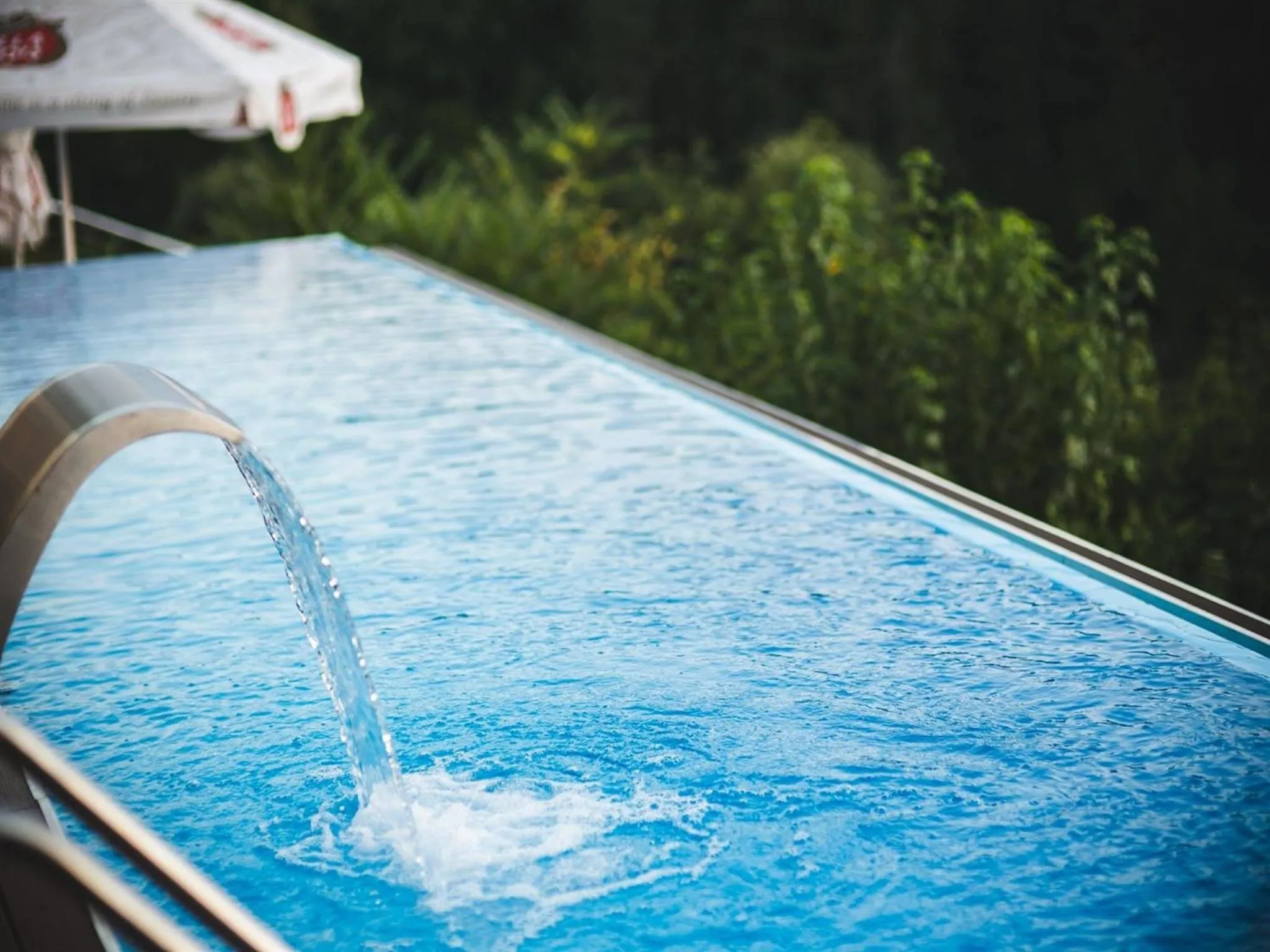 Swimming pool in Hotel Villa Kaylaka