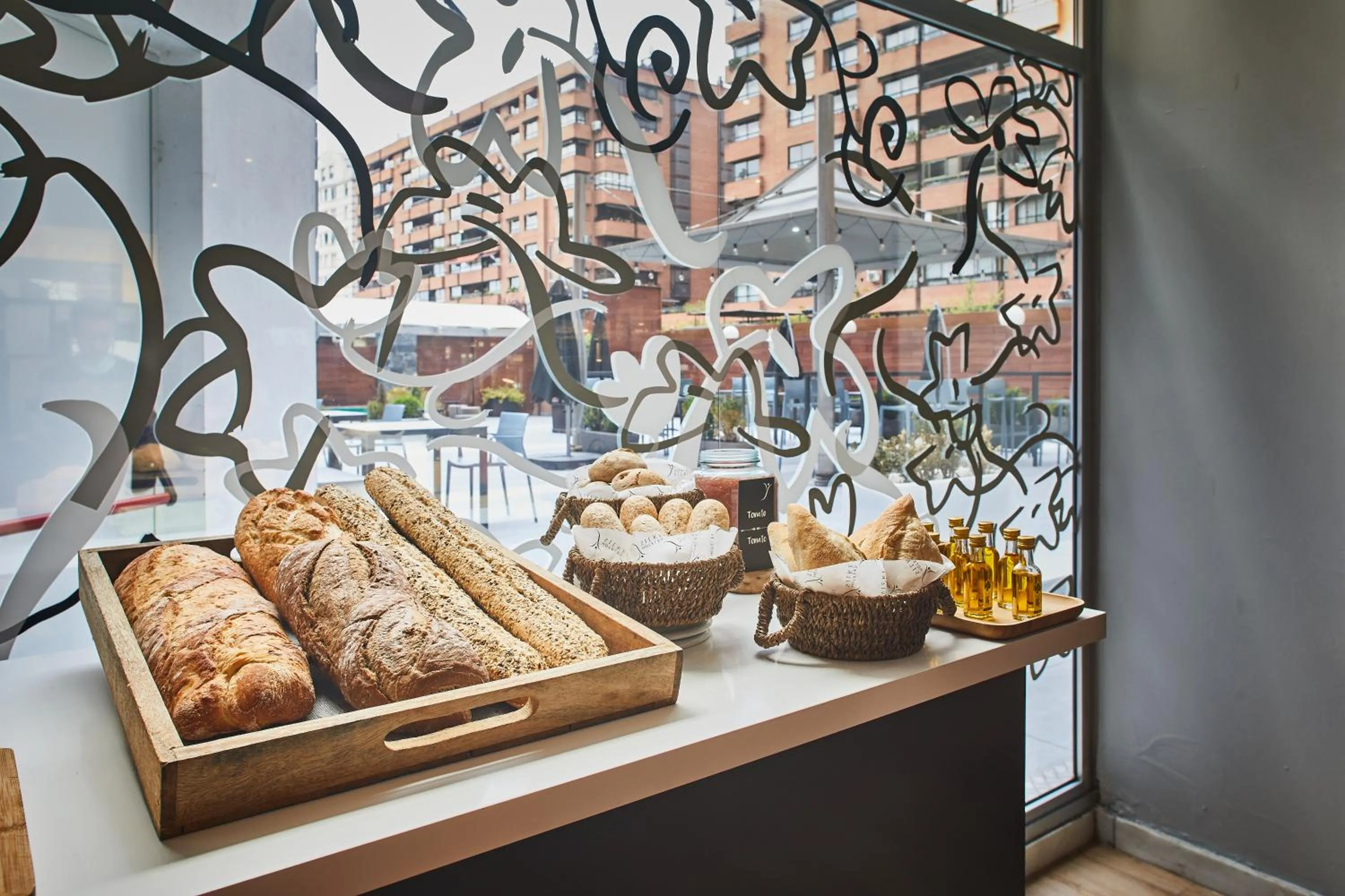 Food and drinks in Silken Juan de Austria