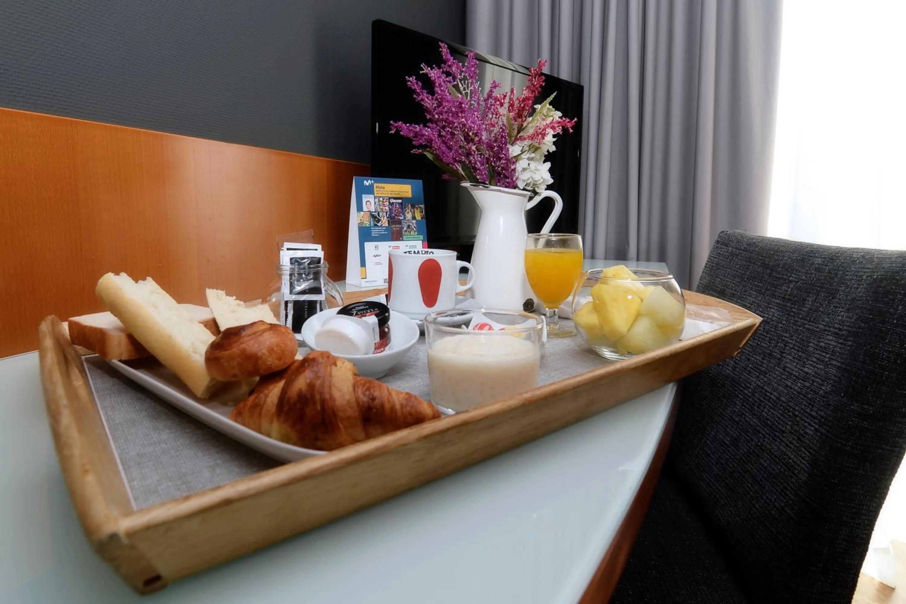 Food and drinks in Silken Juan de Austria