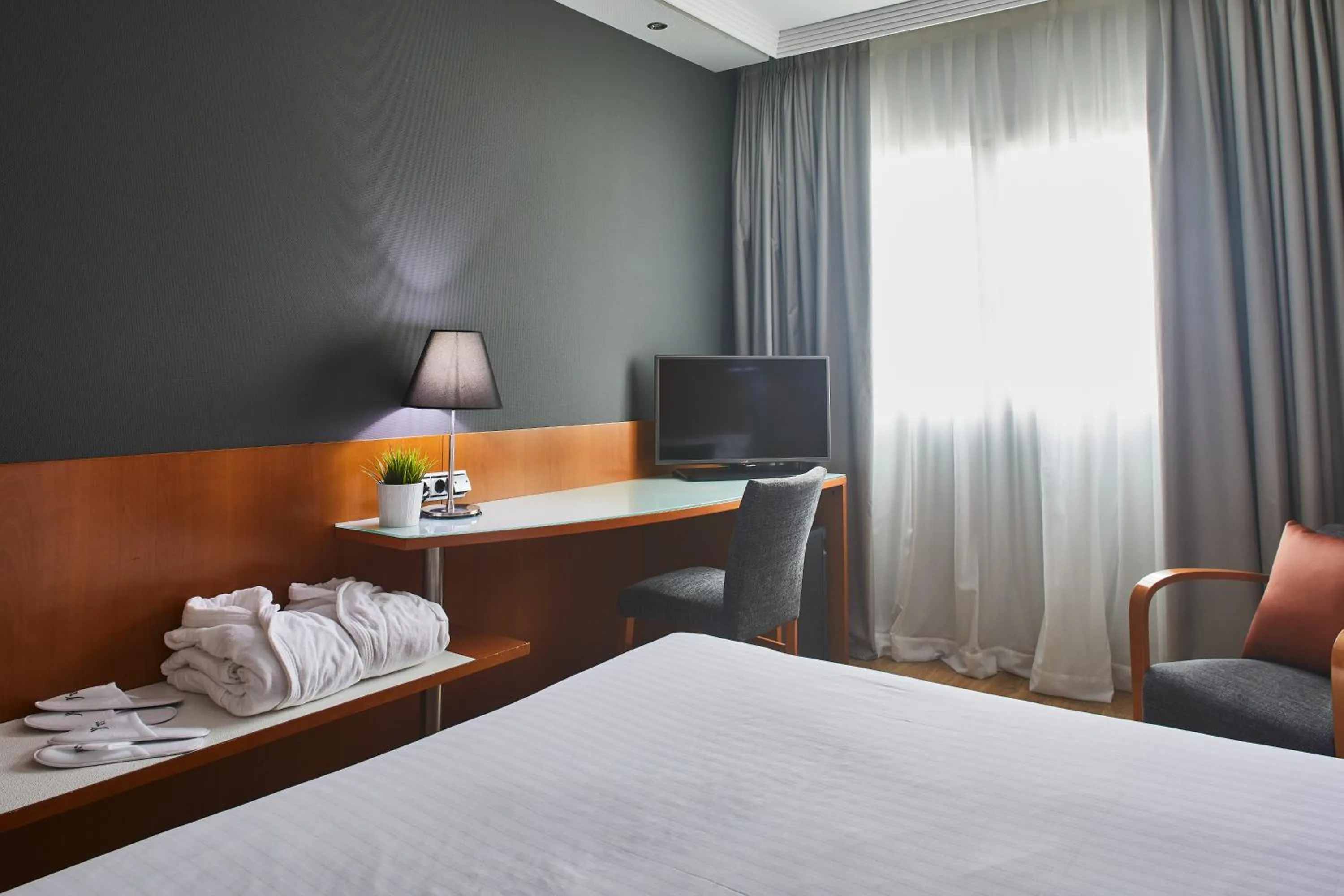 Bed in Silken Juan de Austria