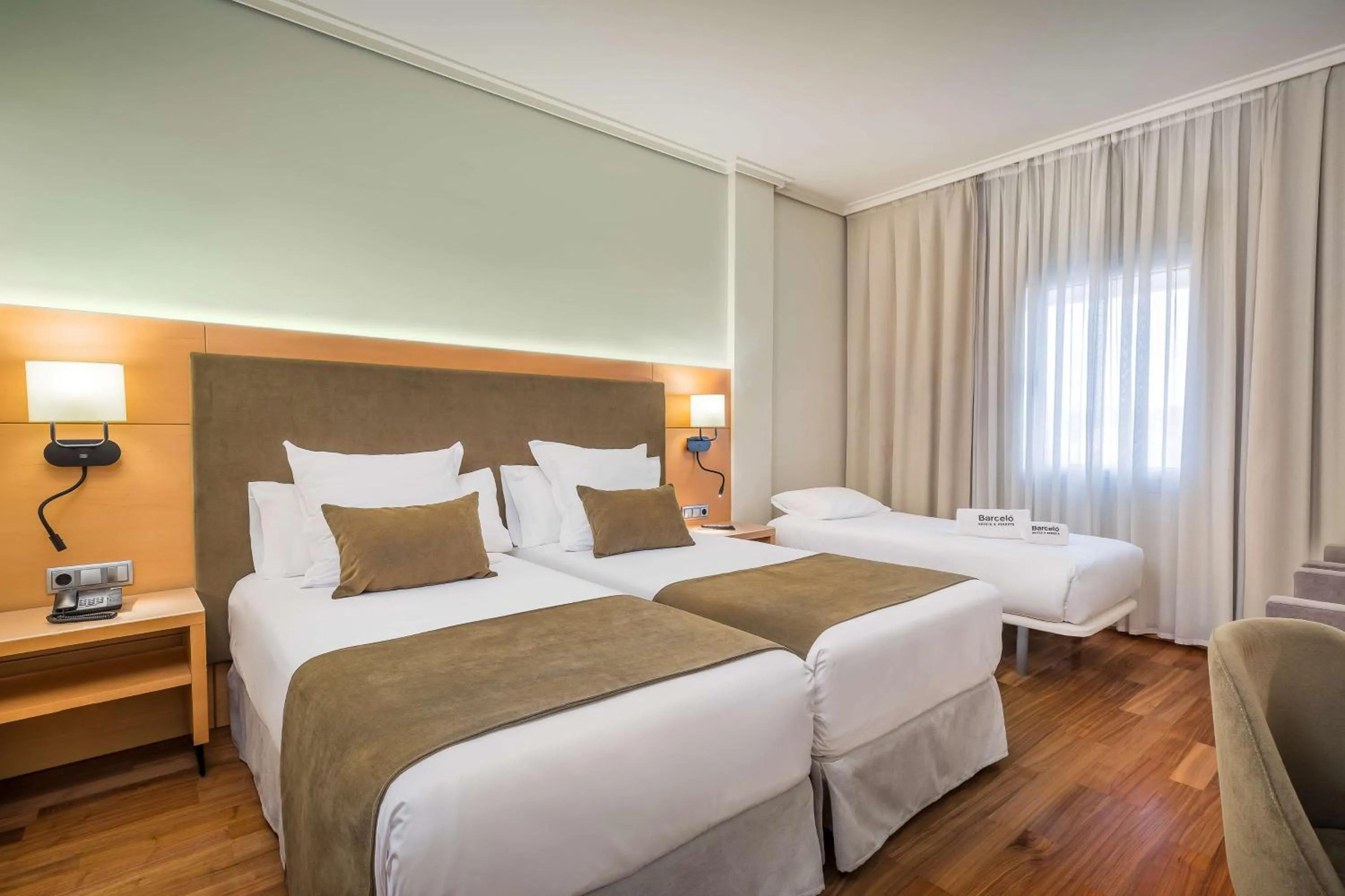 Bedroom, Bed in Barceló Murcia Siete Coronas