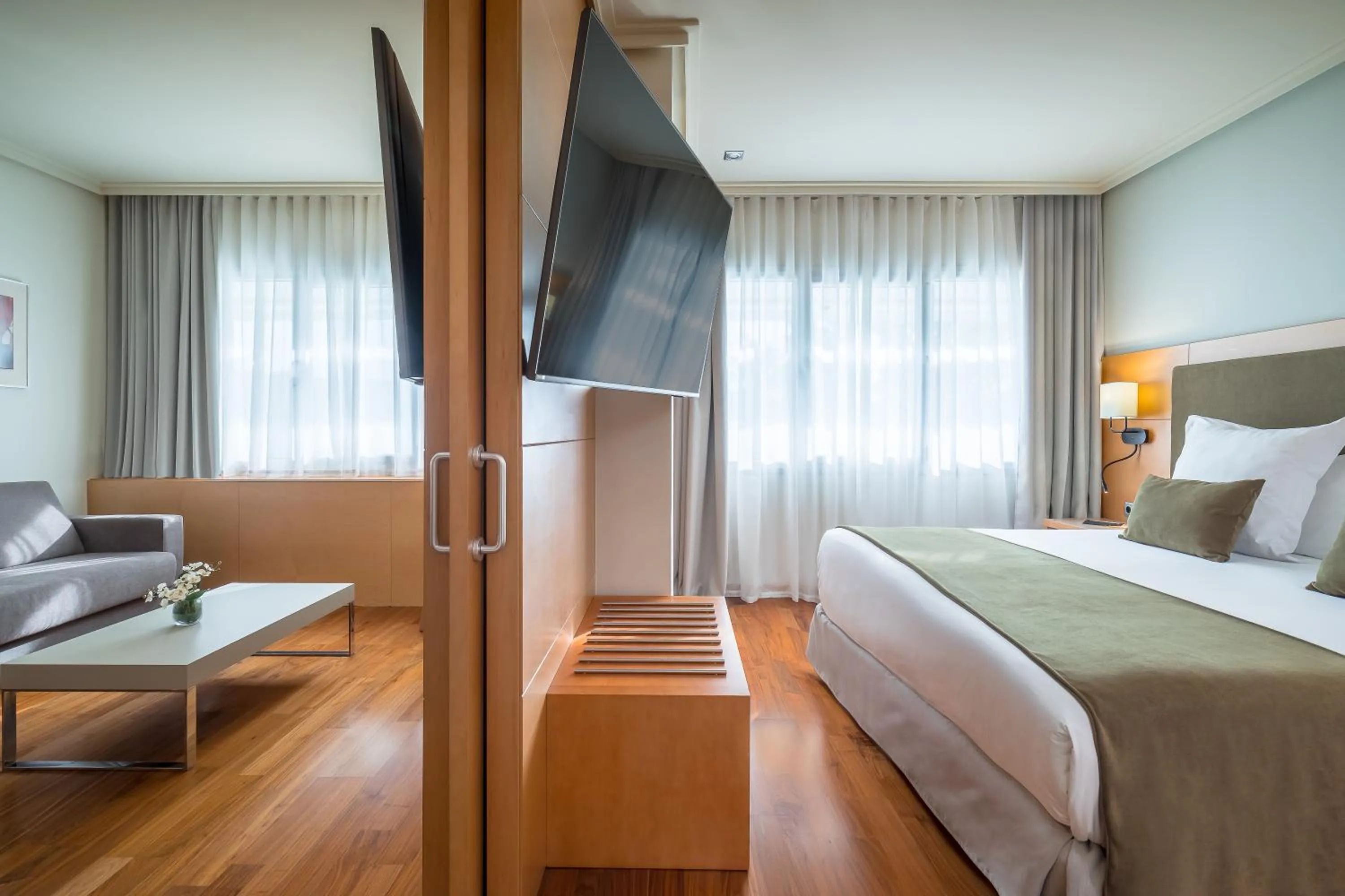 TV and multimedia, Bed in Barceló Murcia Siete Coronas