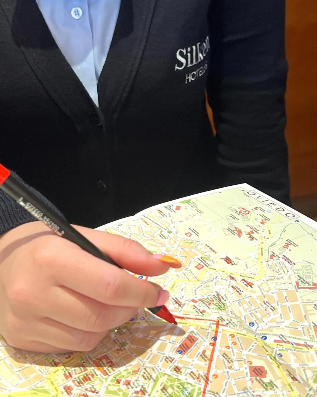 People in Silken Monumental Naranco