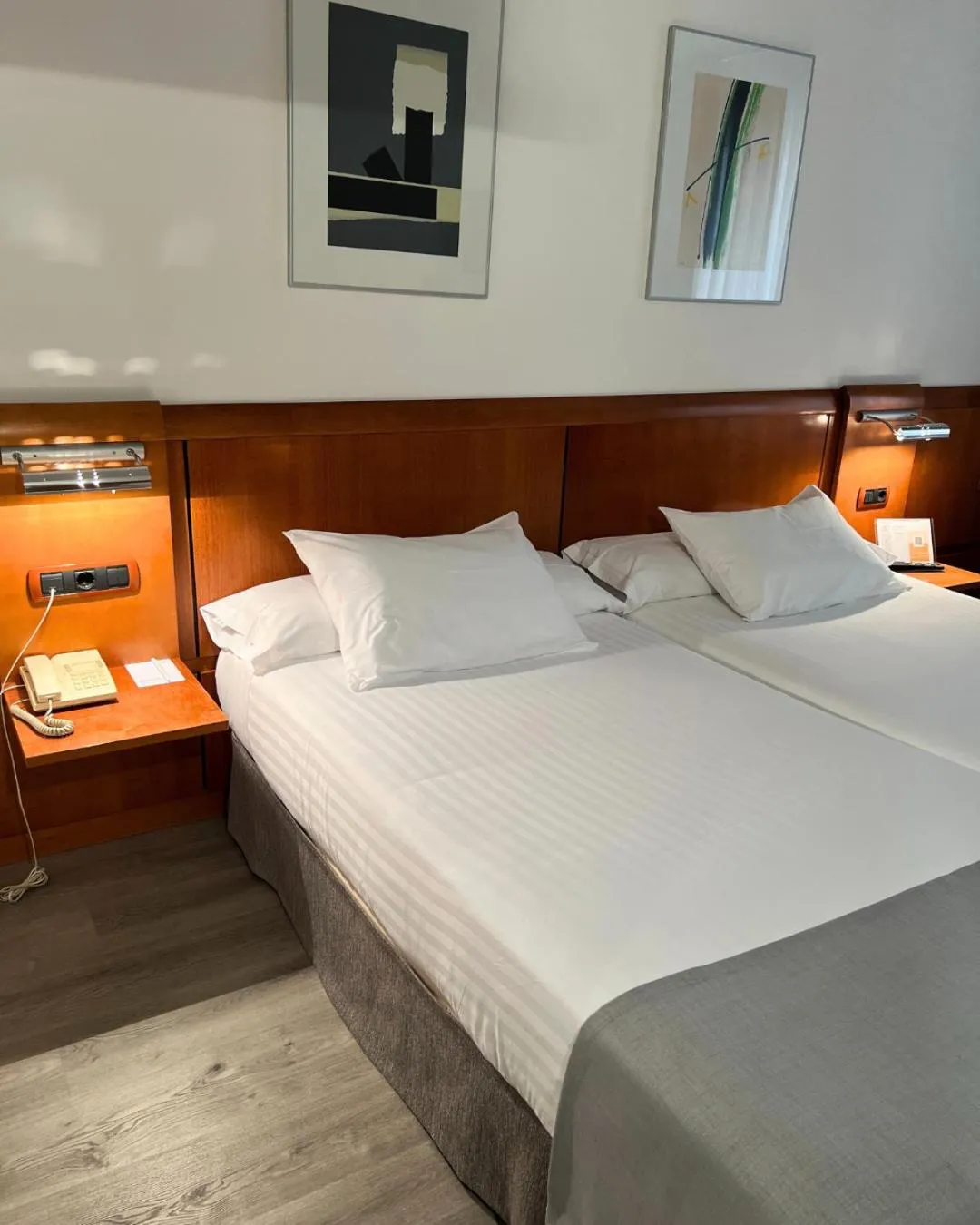 Bed in Silken Monumental Naranco