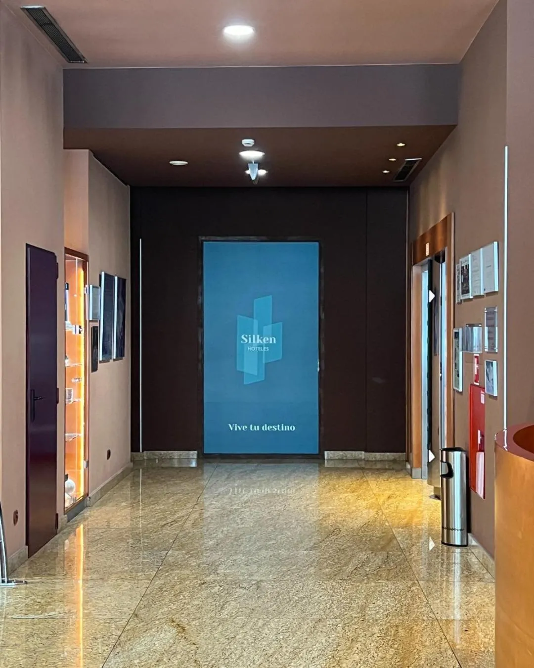 Lobby or reception in Silken Monumental Naranco