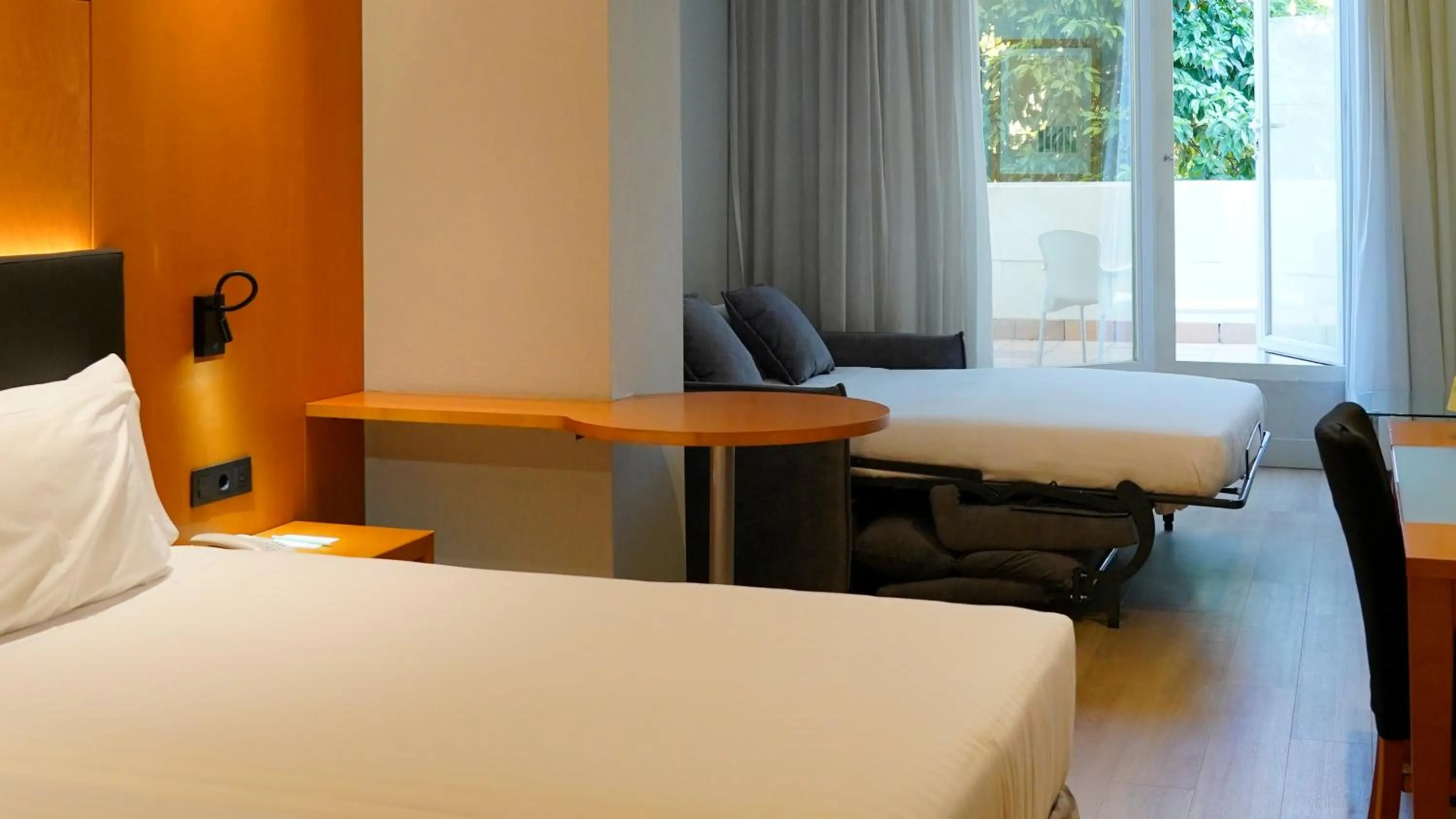 Bedroom, Bed in Silken Al-Andalus Palace