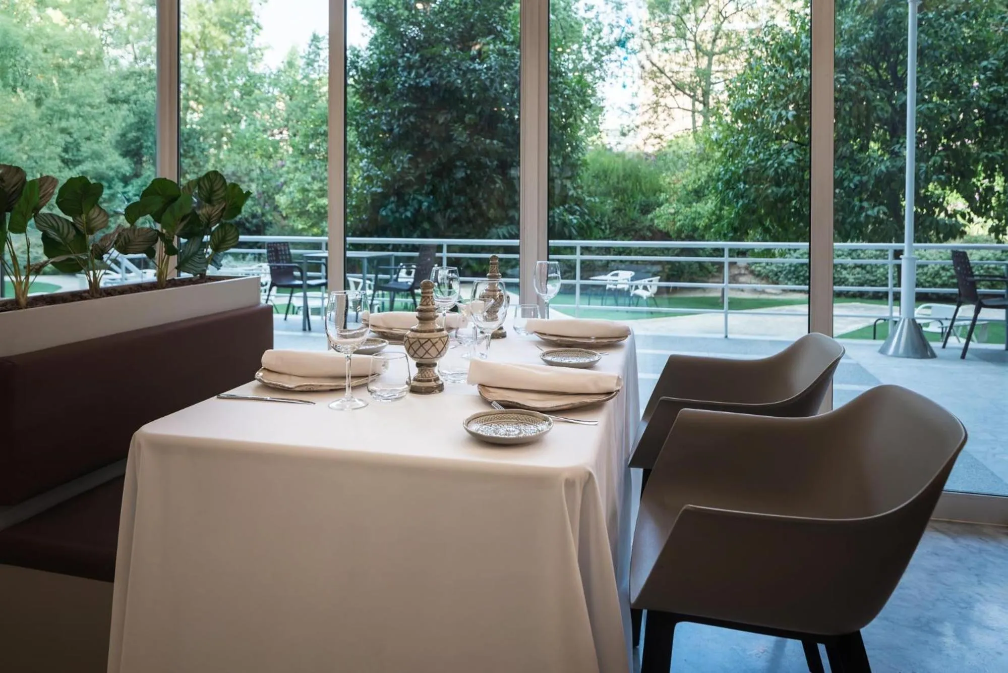 Dining area in Eurostars Al-Ándalus Palace