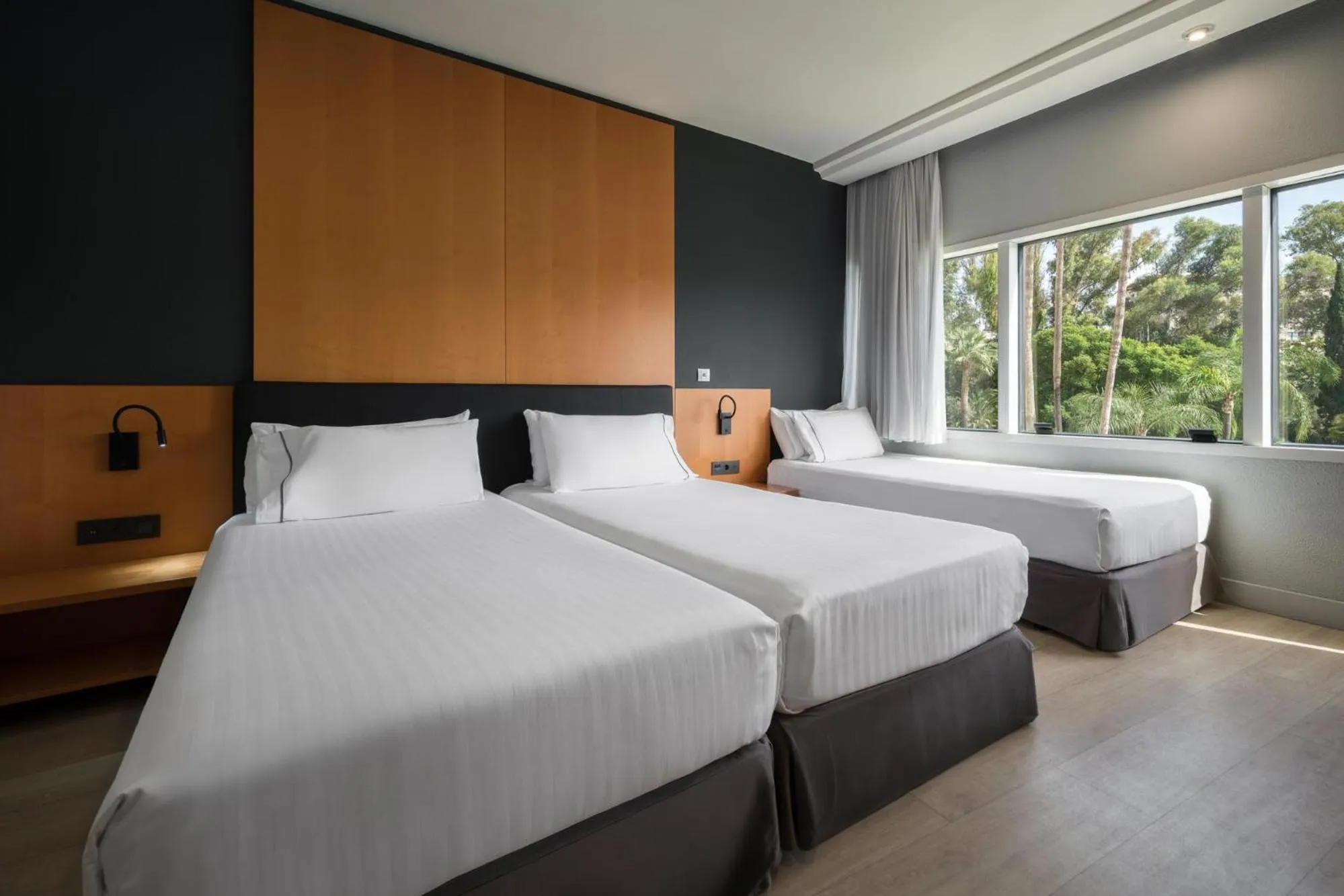 Bed in Eurostars Al-Ándalus Palace