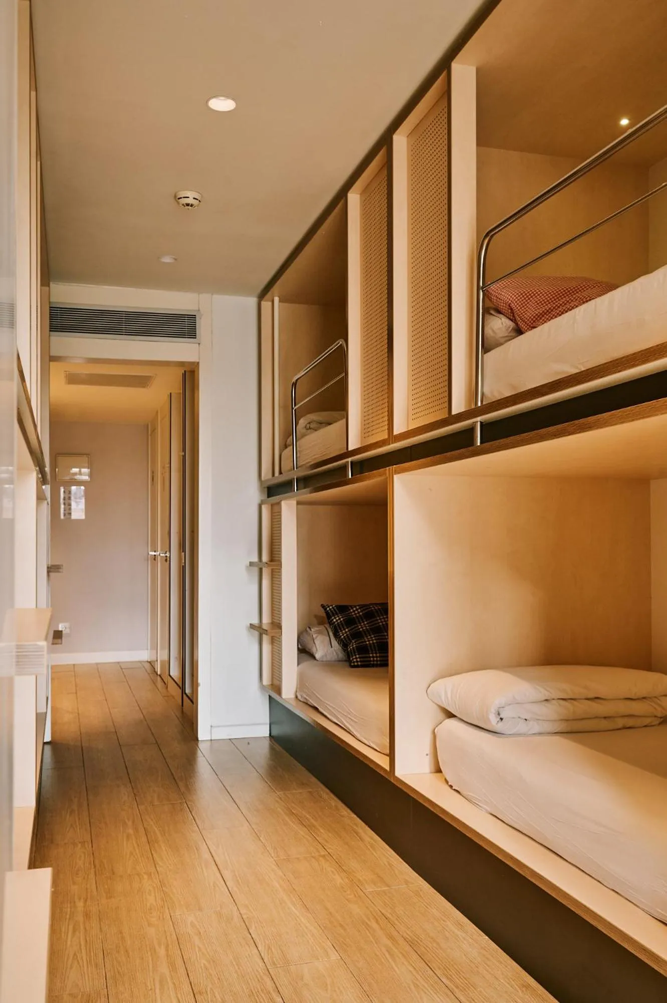 bunk bed, Bed in TOC Hostel Barcelona