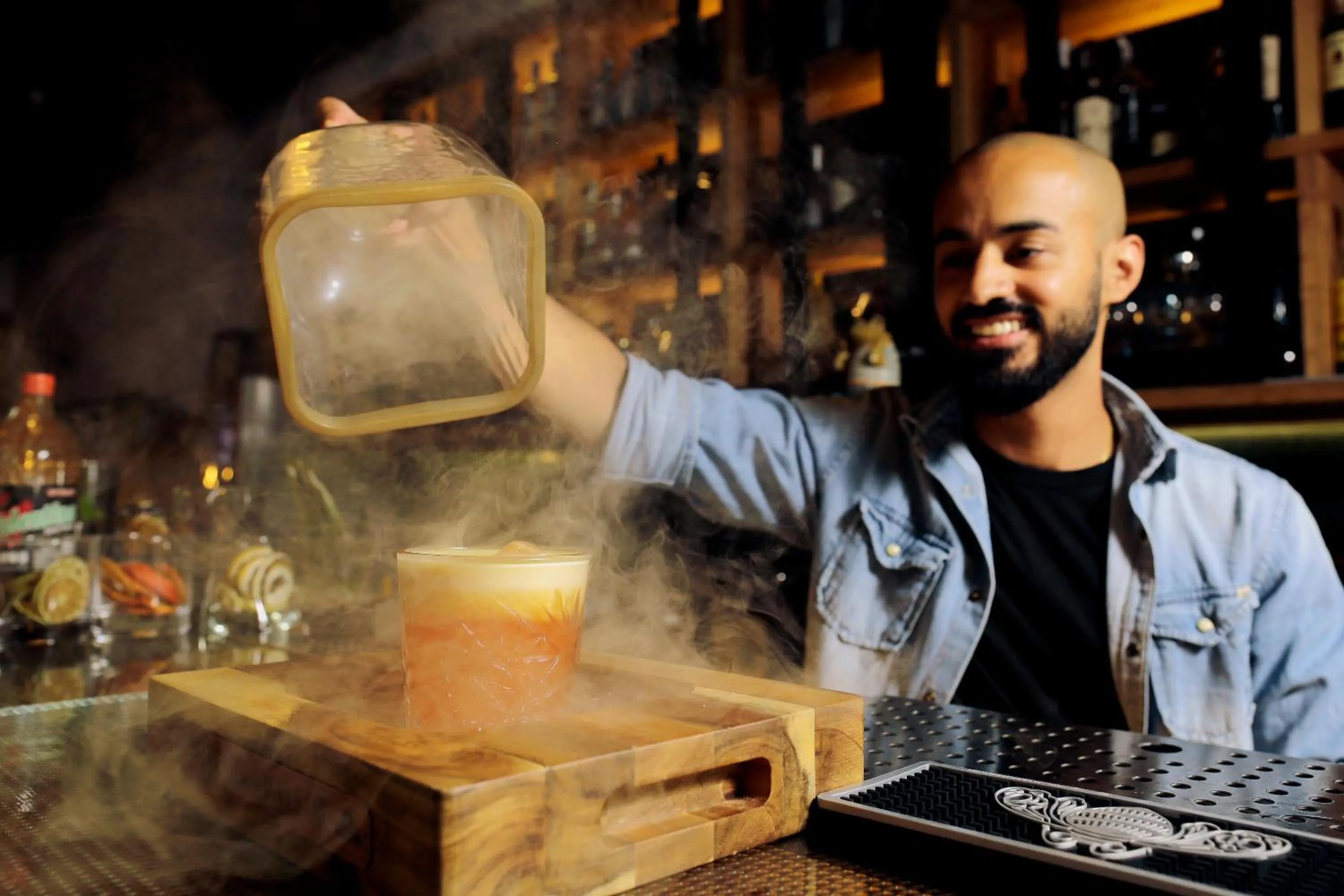 Lounge or bar in TOC Hostel Barcelona