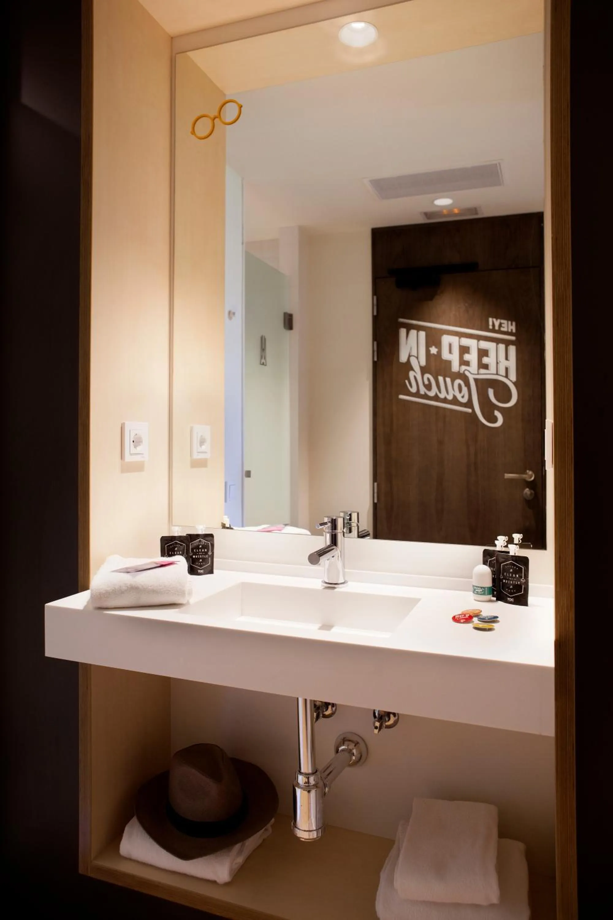 Bathroom in TOC Hostel Barcelona