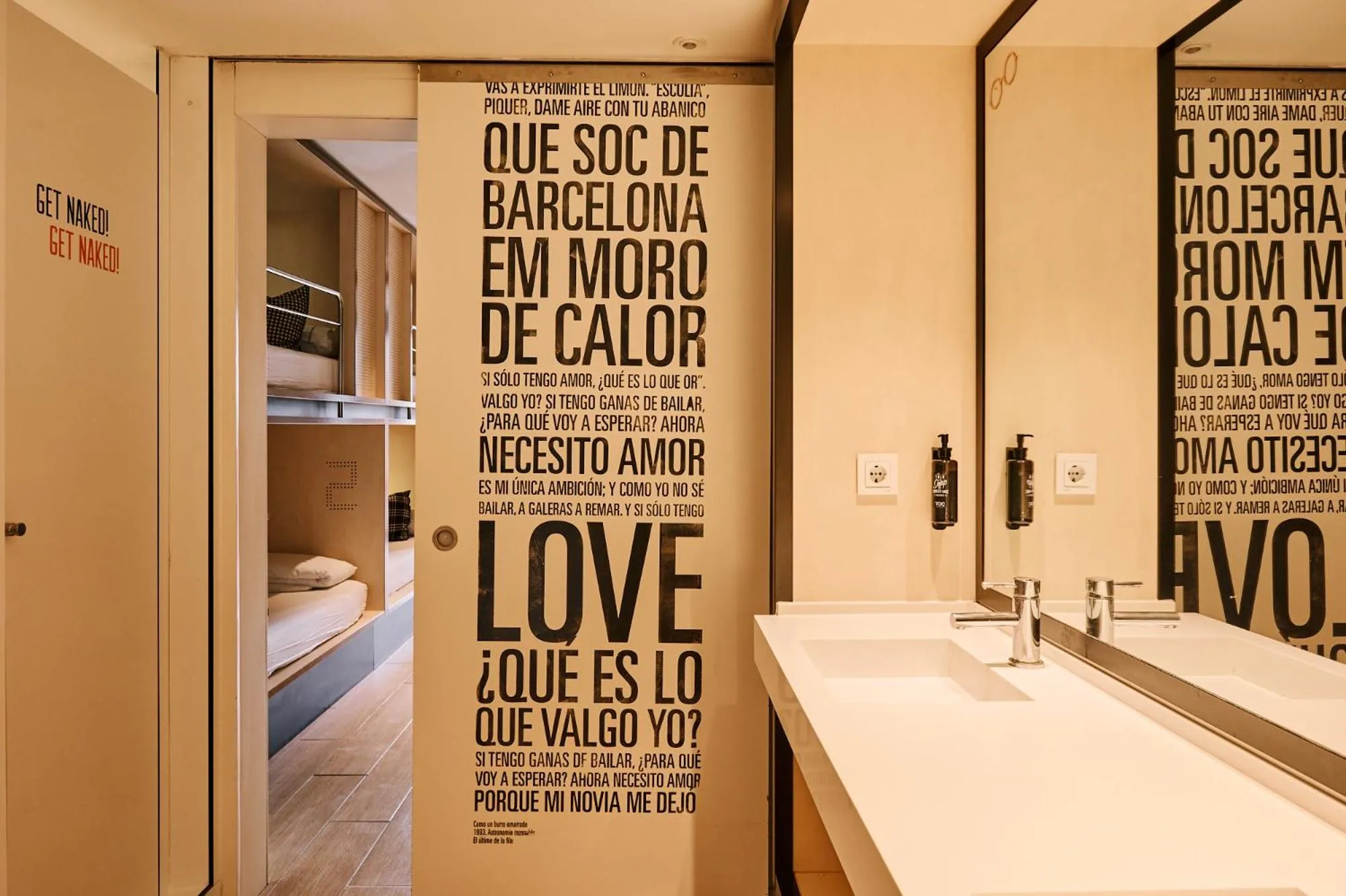 Bedroom in TOC Hostel Barcelona