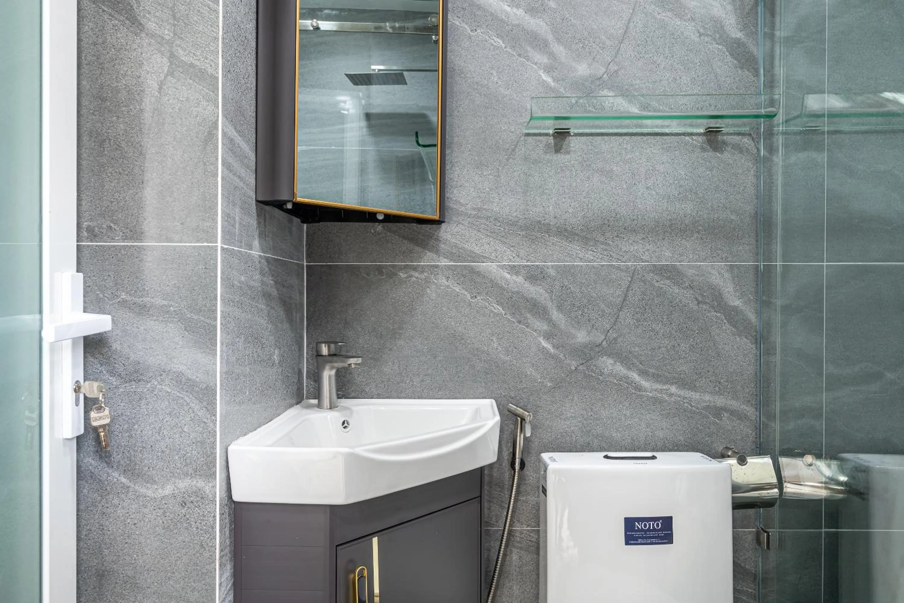 Bathroom in Cozrum Homes - Retro House